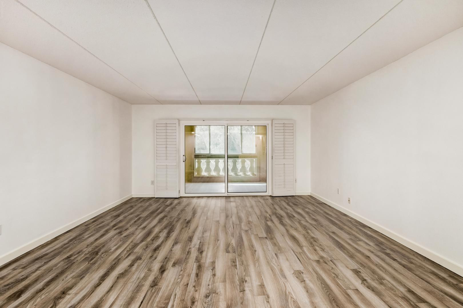 7950 E Camelback Road 305
