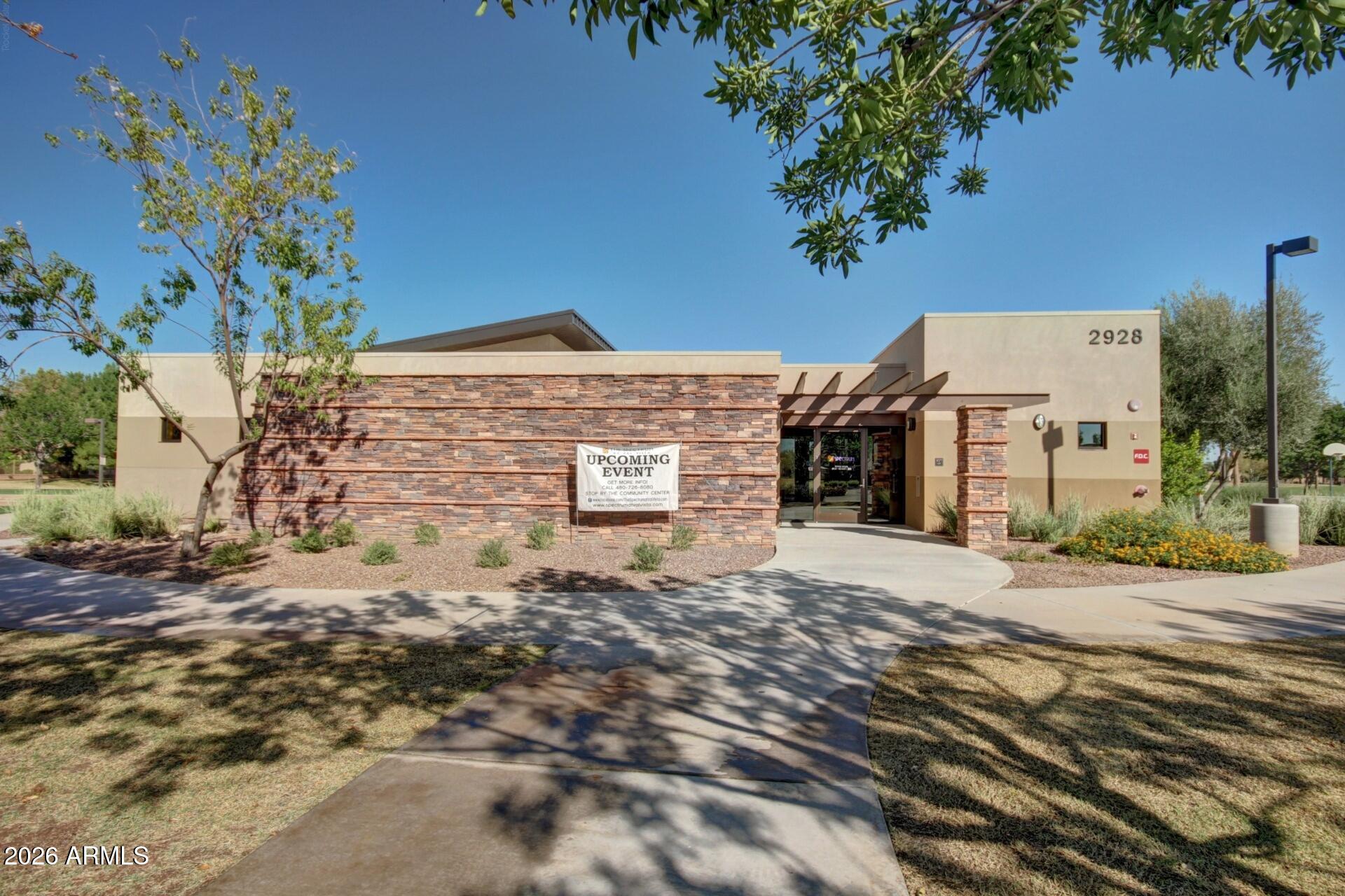 1271 E CANYON CREEK Drive