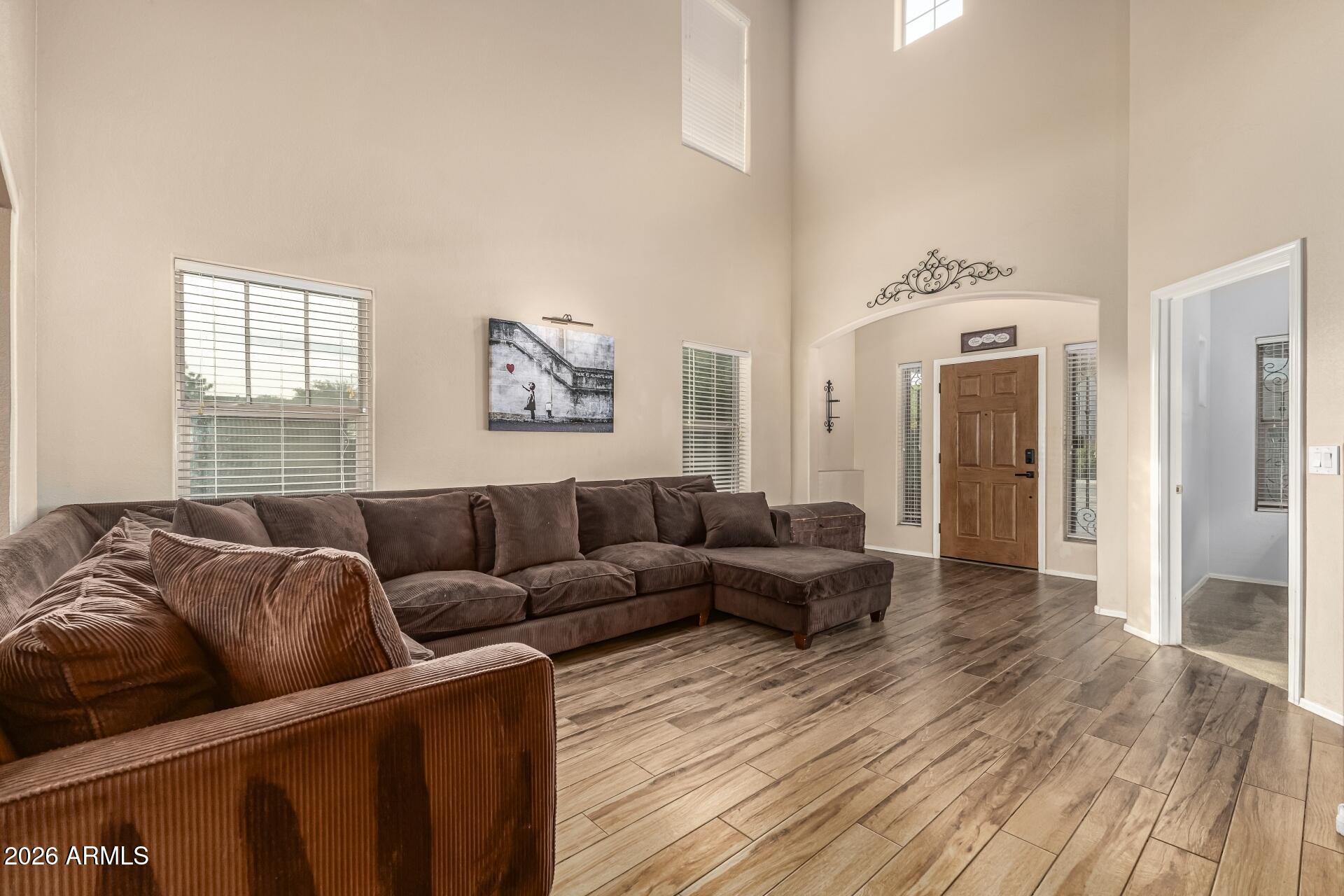1271 E CANYON CREEK Drive