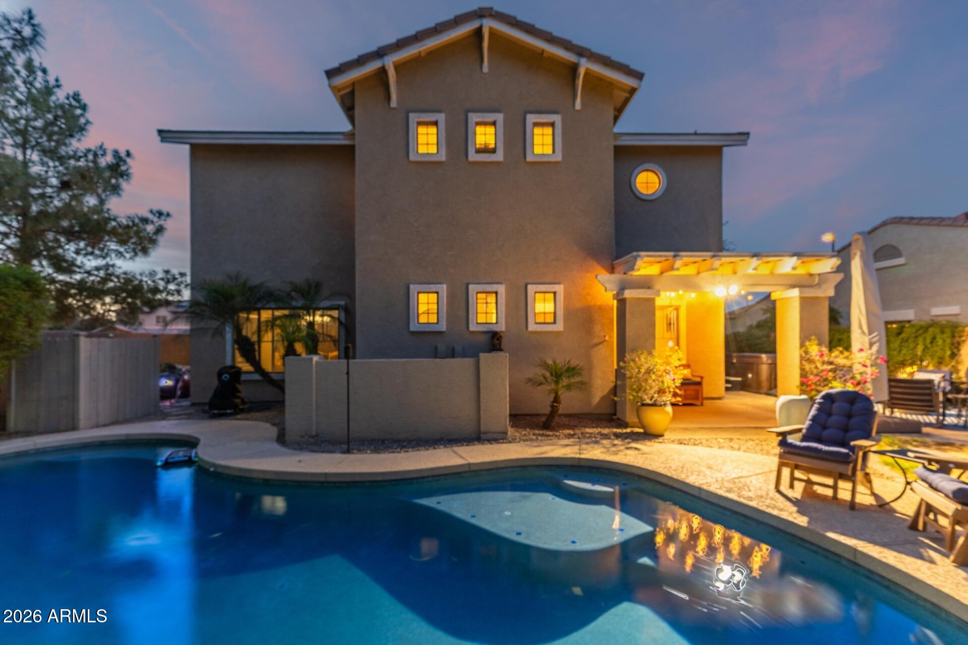 1271 E CANYON CREEK Drive