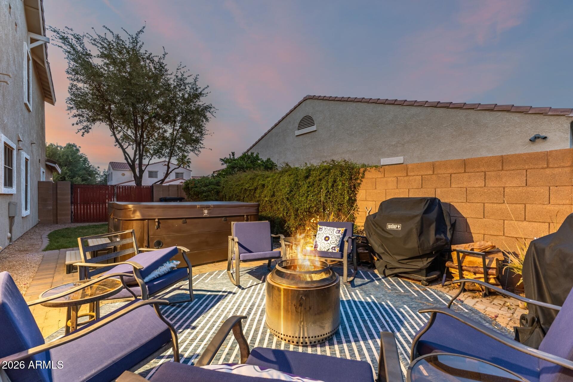 1271 E CANYON CREEK Drive