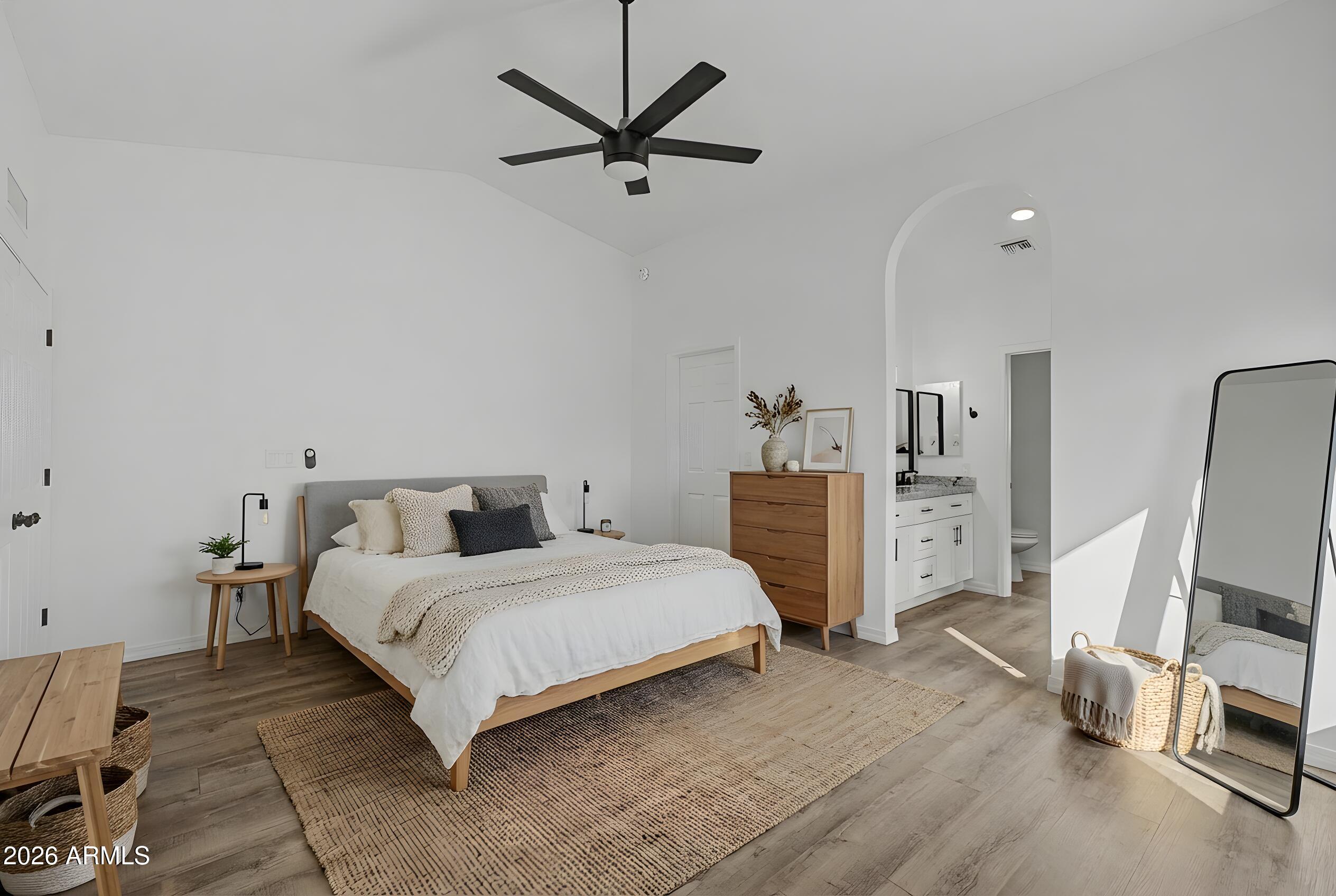 2129 LEISURE WORLD