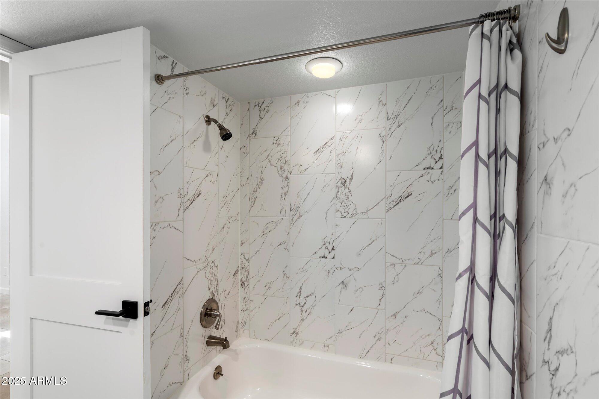 7245 E BUENA TERRA Way