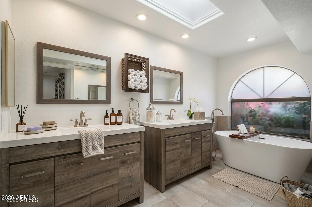 7245 E BUENA TERRA Way