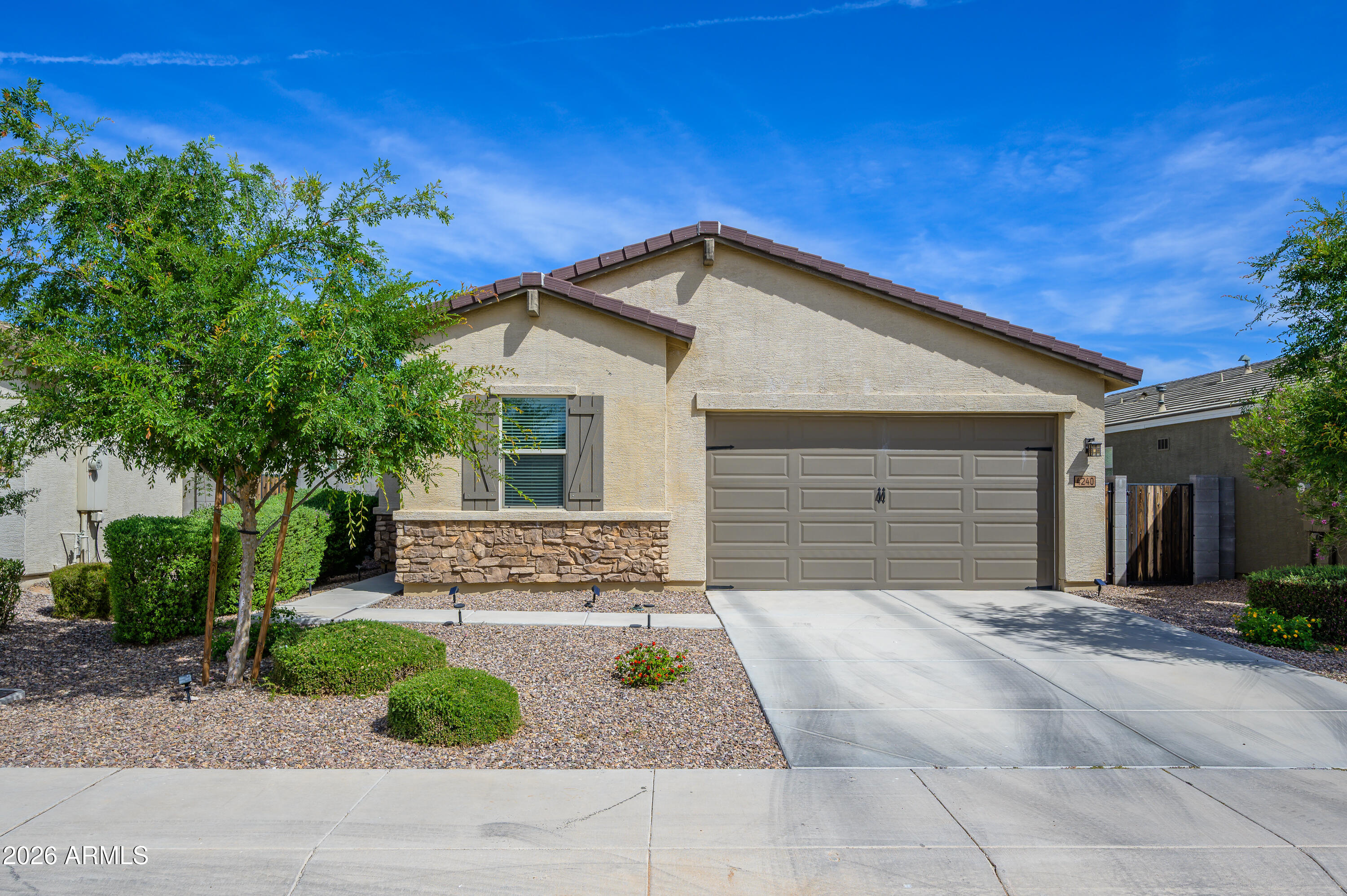 4240 W CONEFLOWER Lane