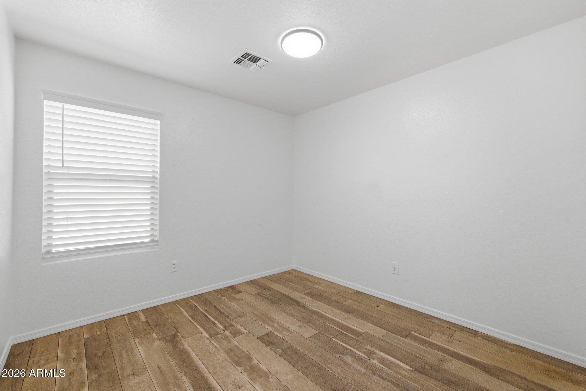9407 W EATON Road