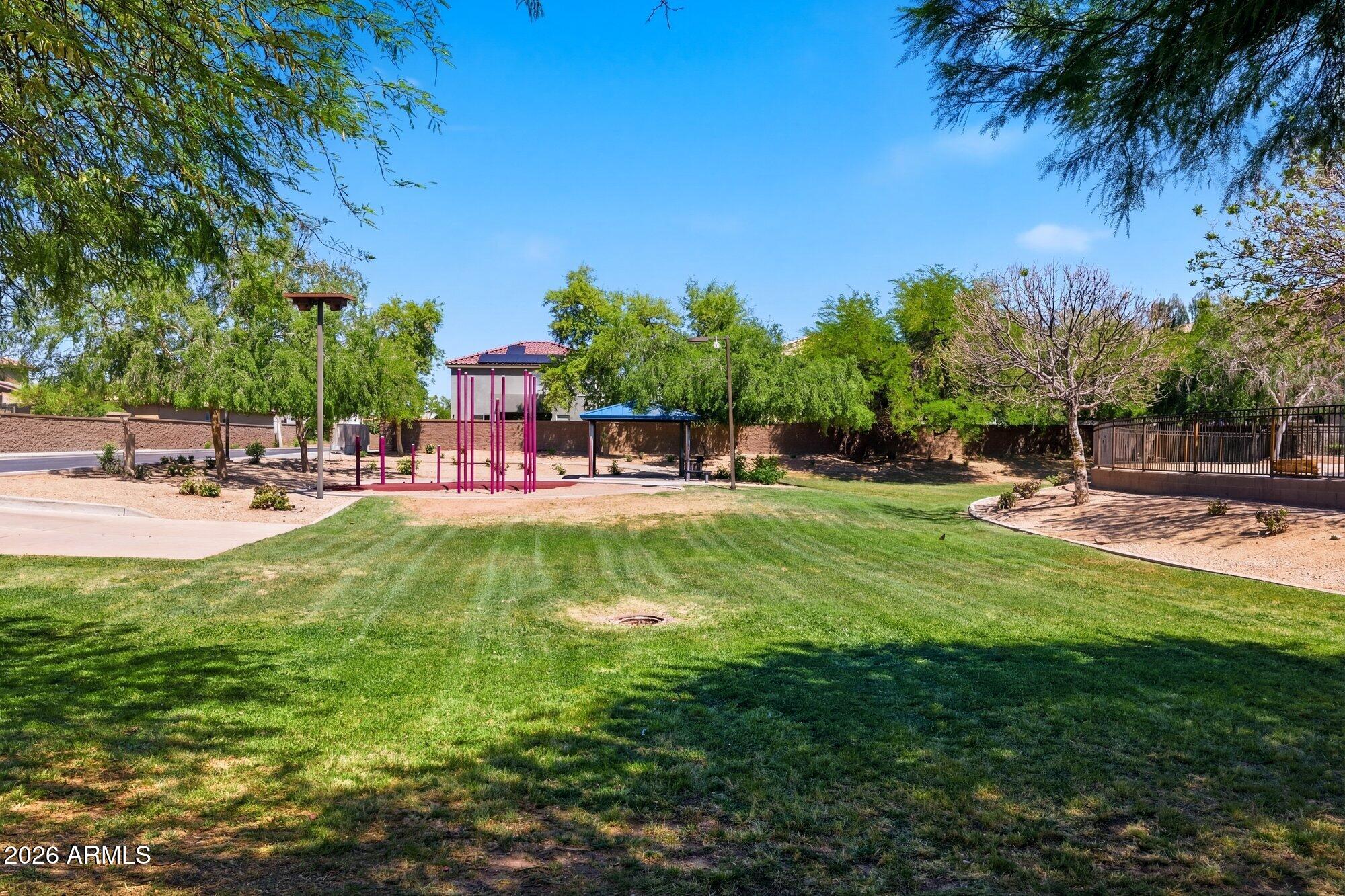 9407 W EATON Road