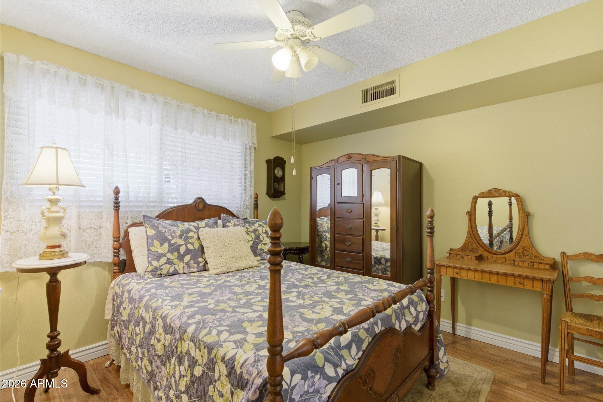 7113 N VIA DE PAESIA