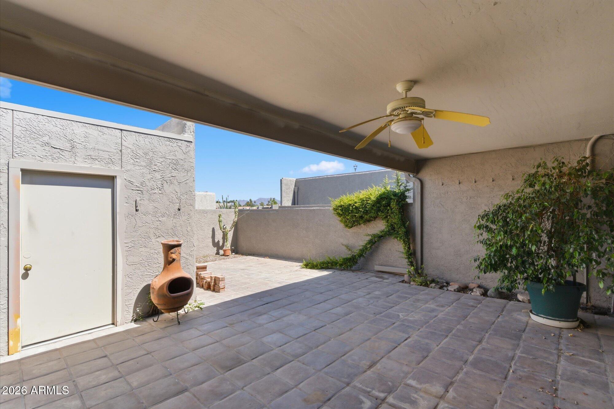 7113 N VIA DE PAESIA