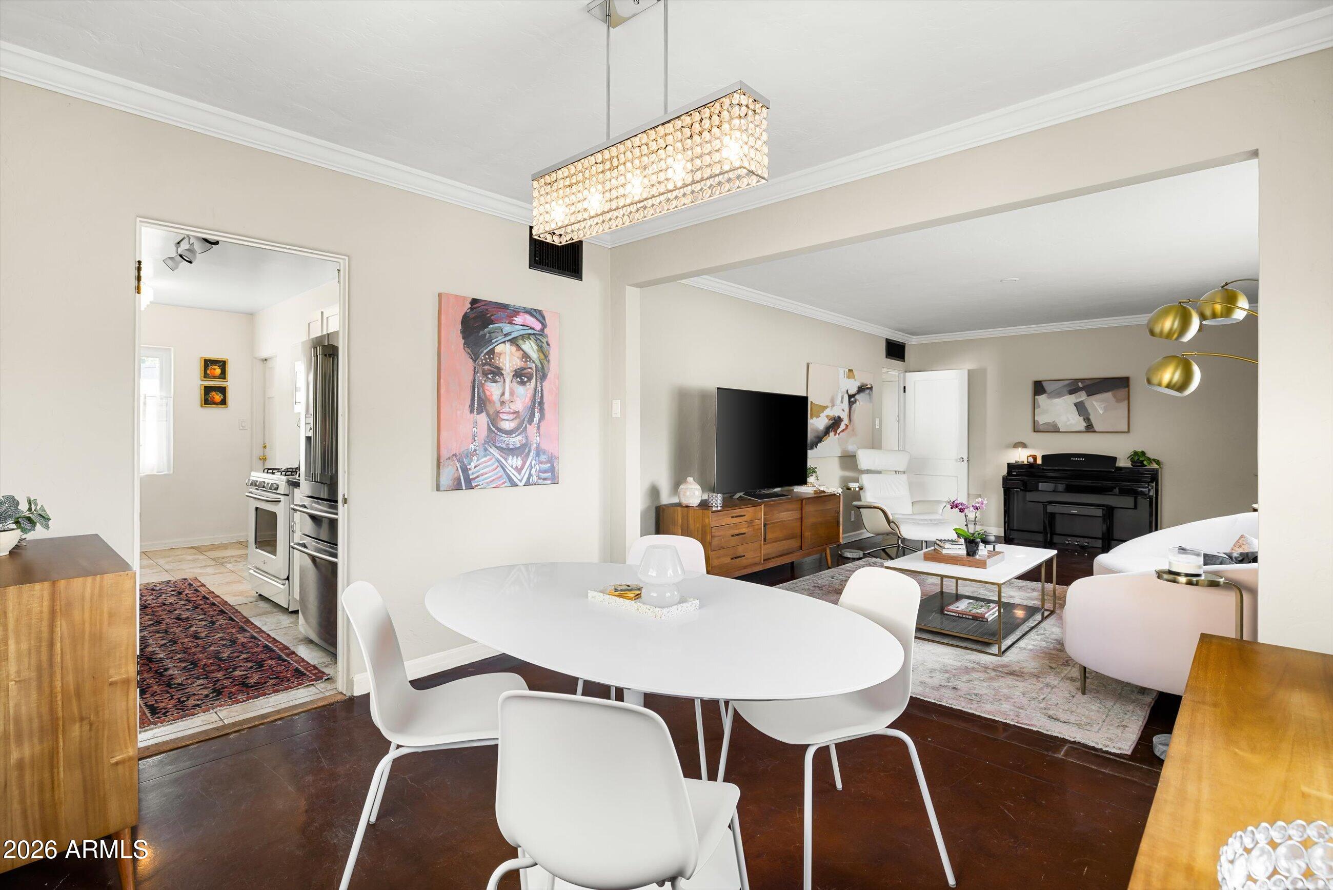 537 W VIRGINIA Avenue