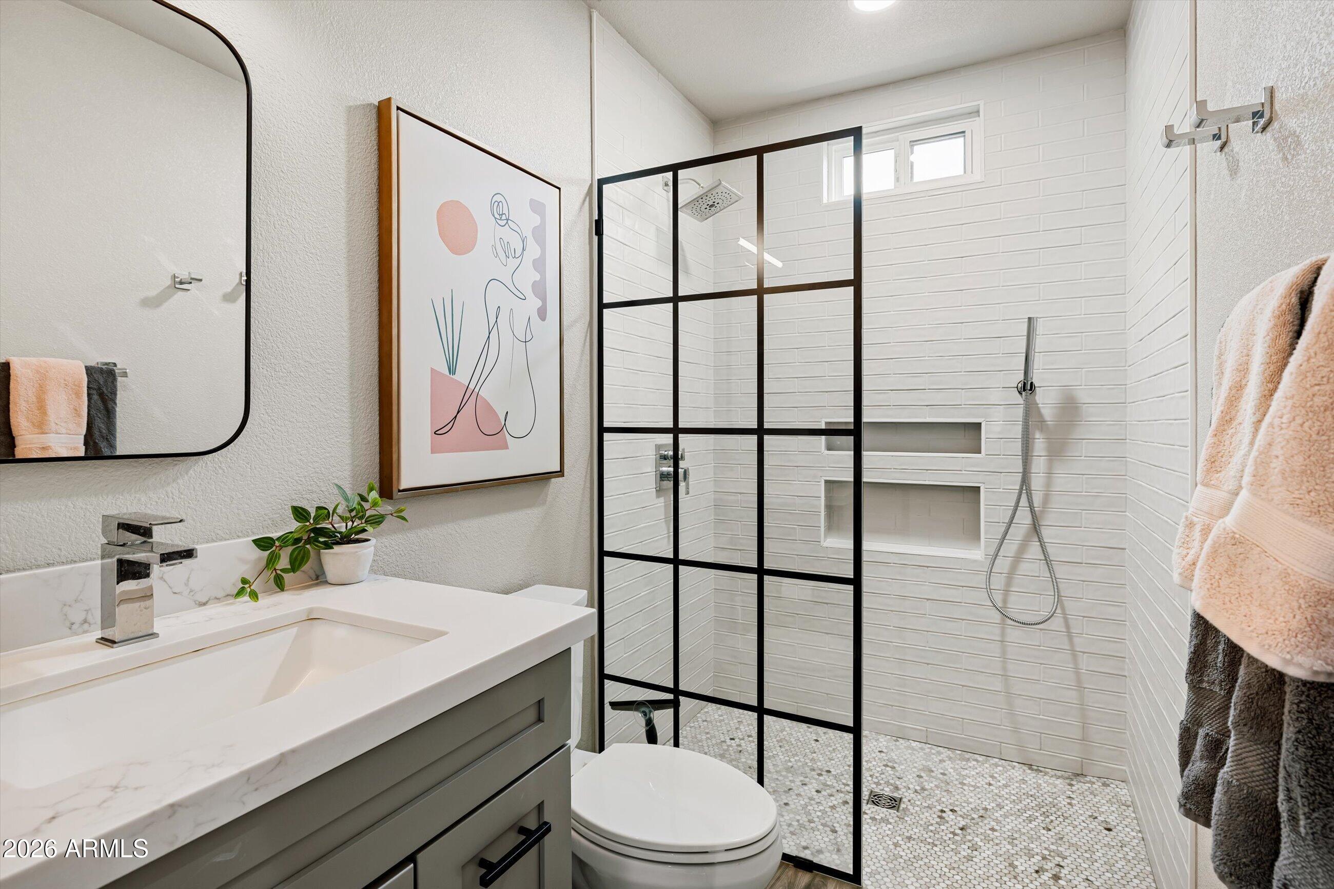 537 W VIRGINIA Avenue