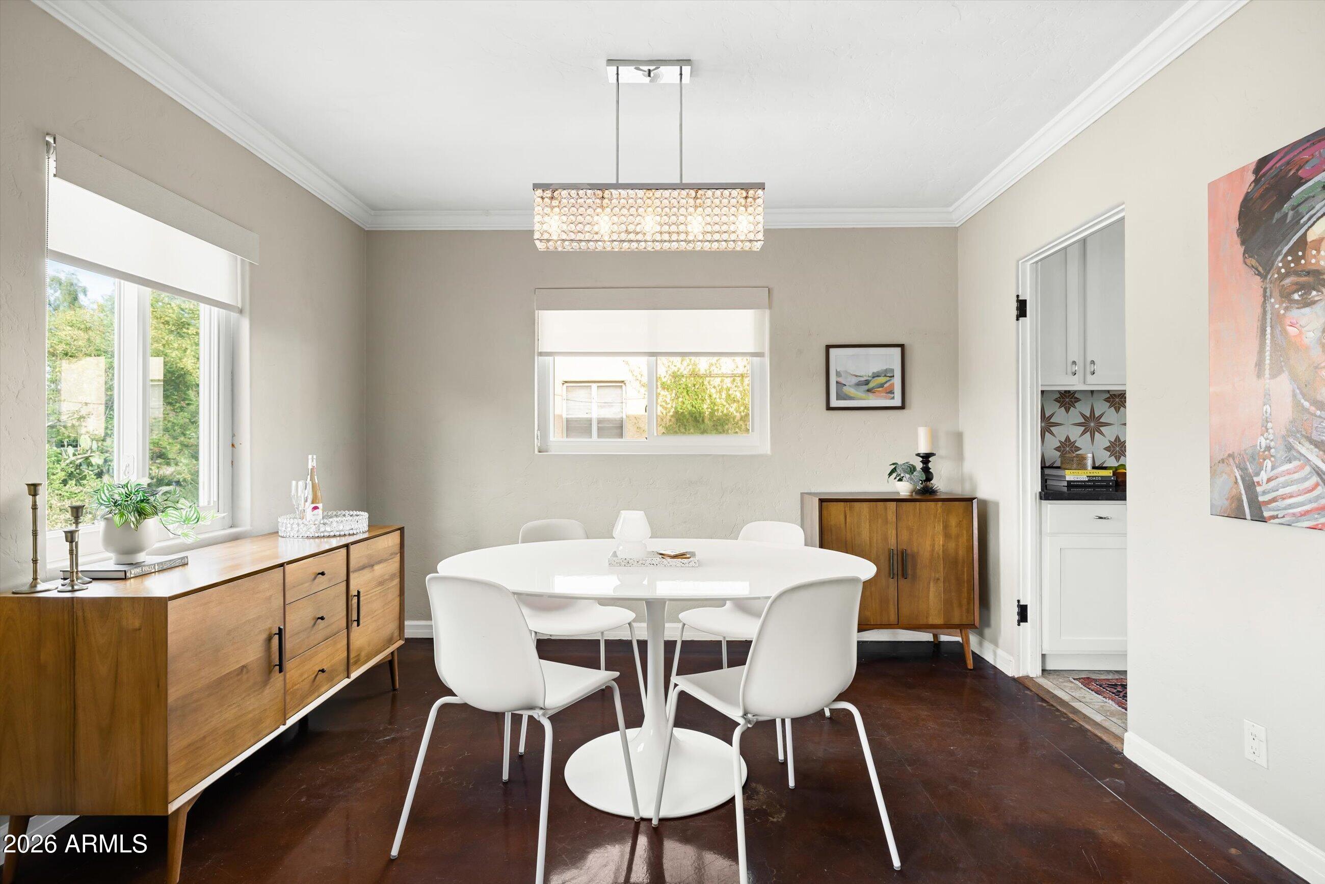 537 W VIRGINIA Avenue