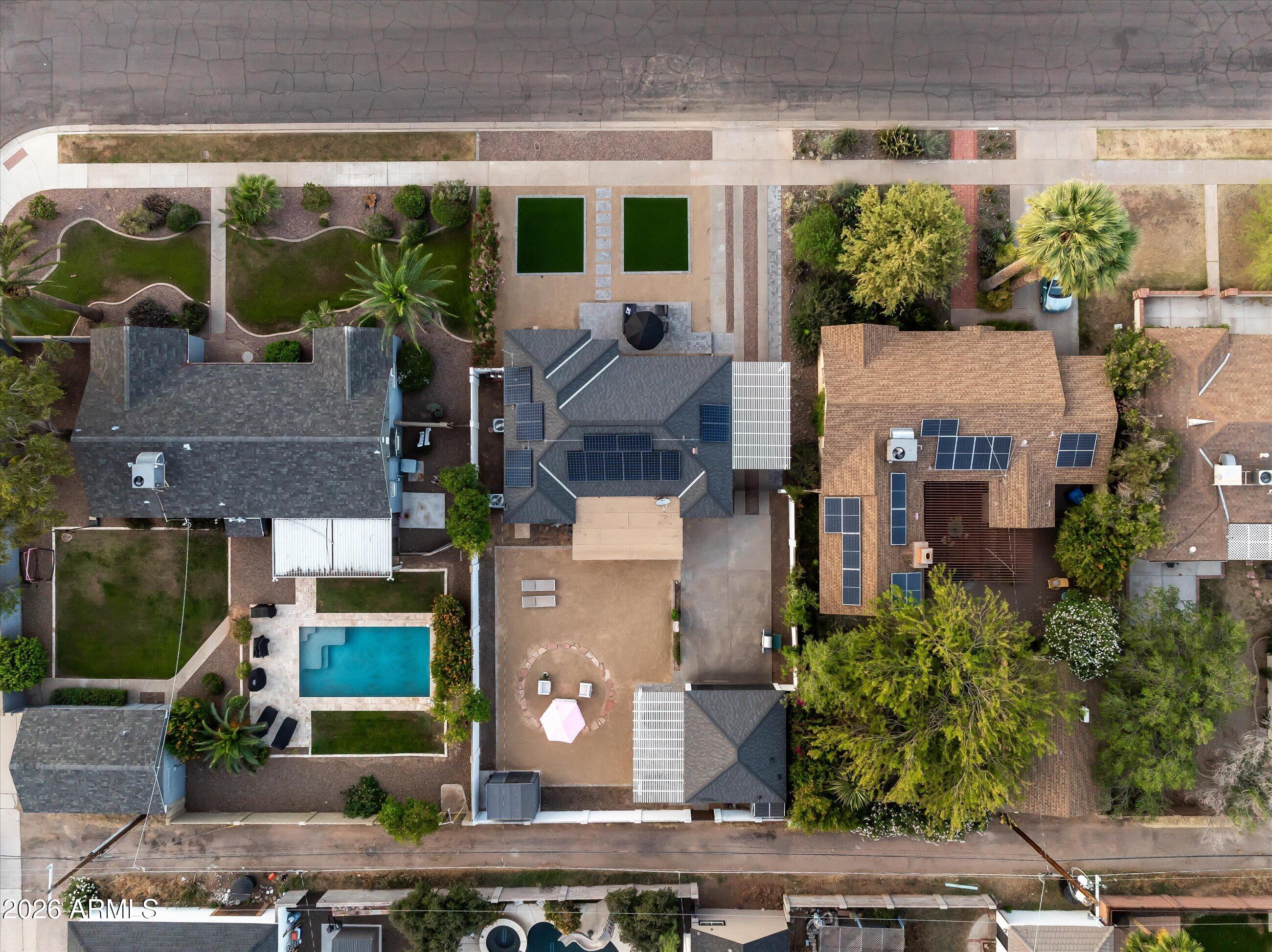 537 W VIRGINIA Avenue