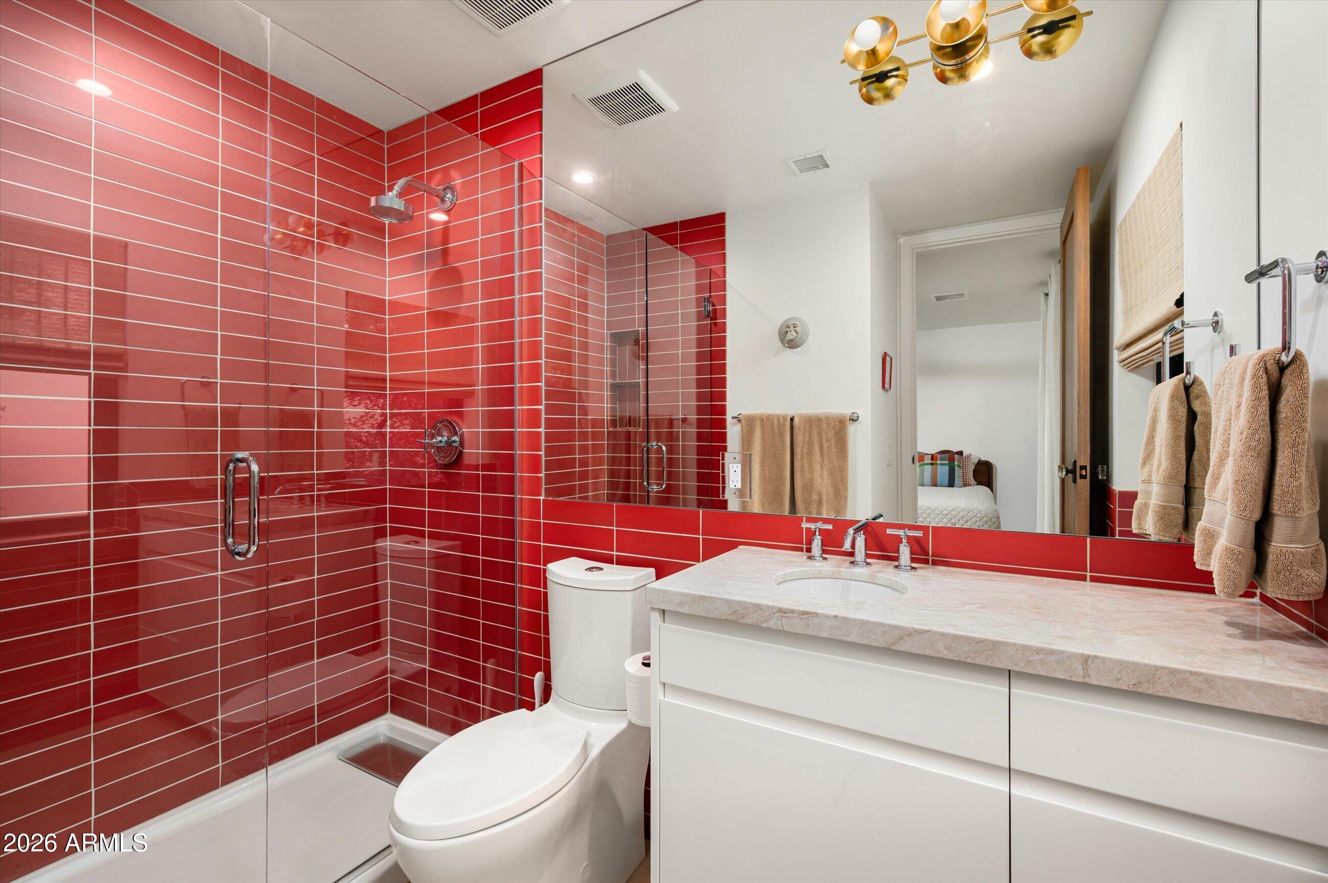 515 W ORANGEWOOD Avenue