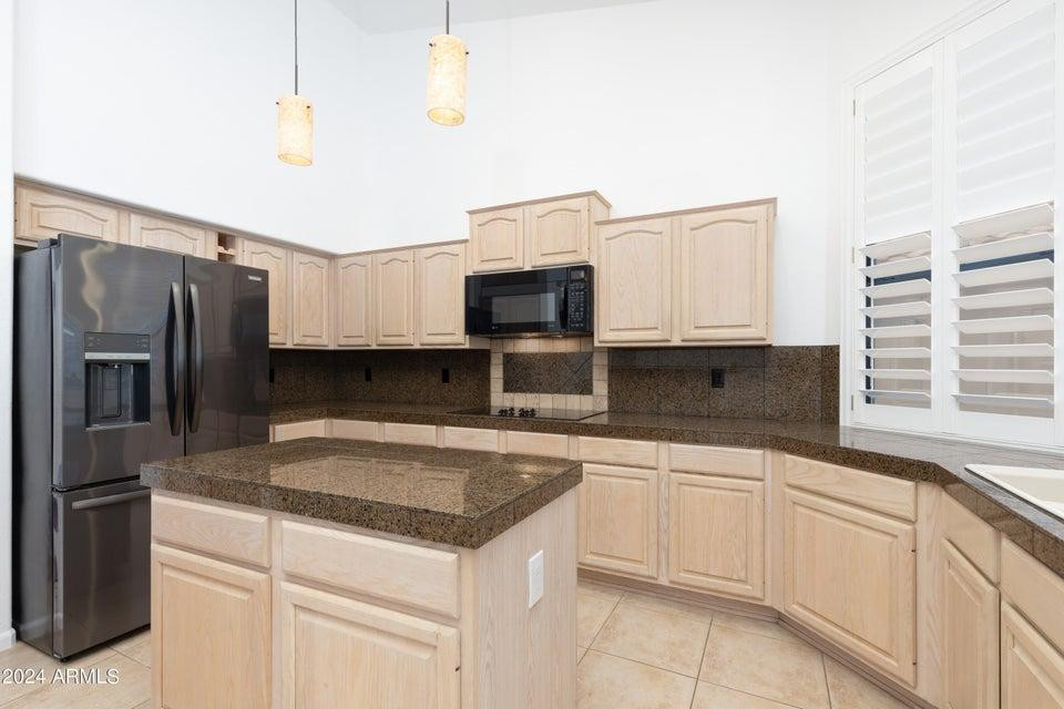 3350 S Oleander Drive