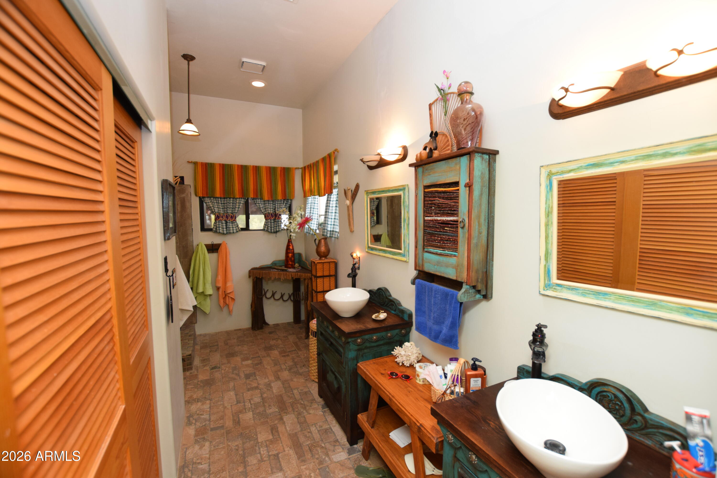 6430 E LONESOME Trail