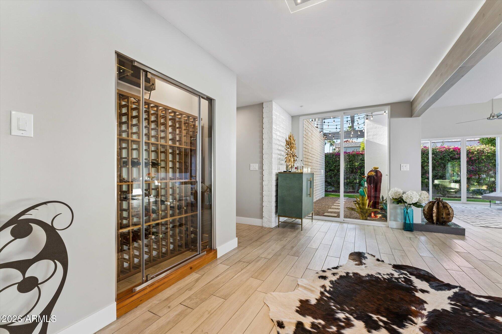 8626 E Via De La Escuela