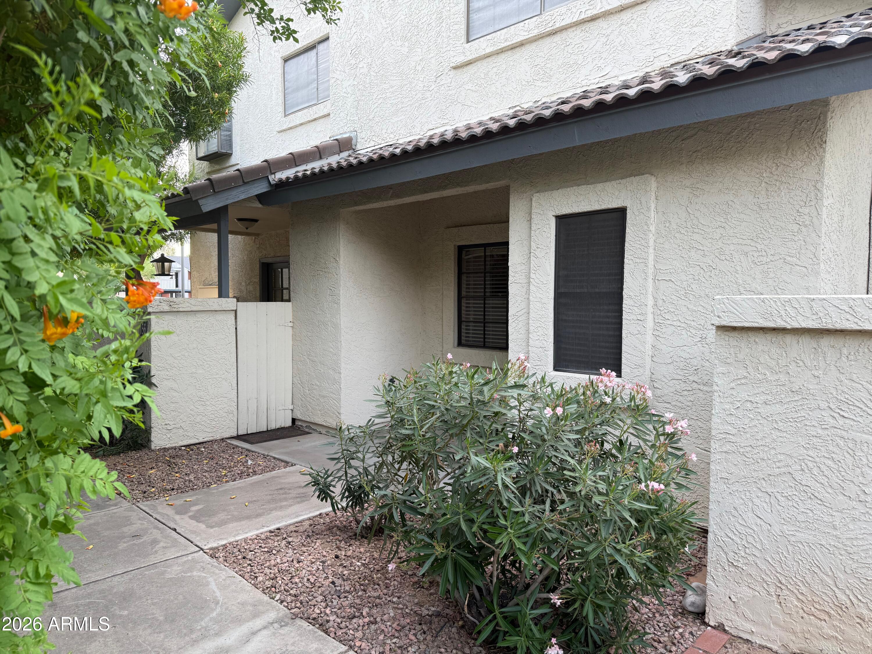 1222 W BASELINE Road 156