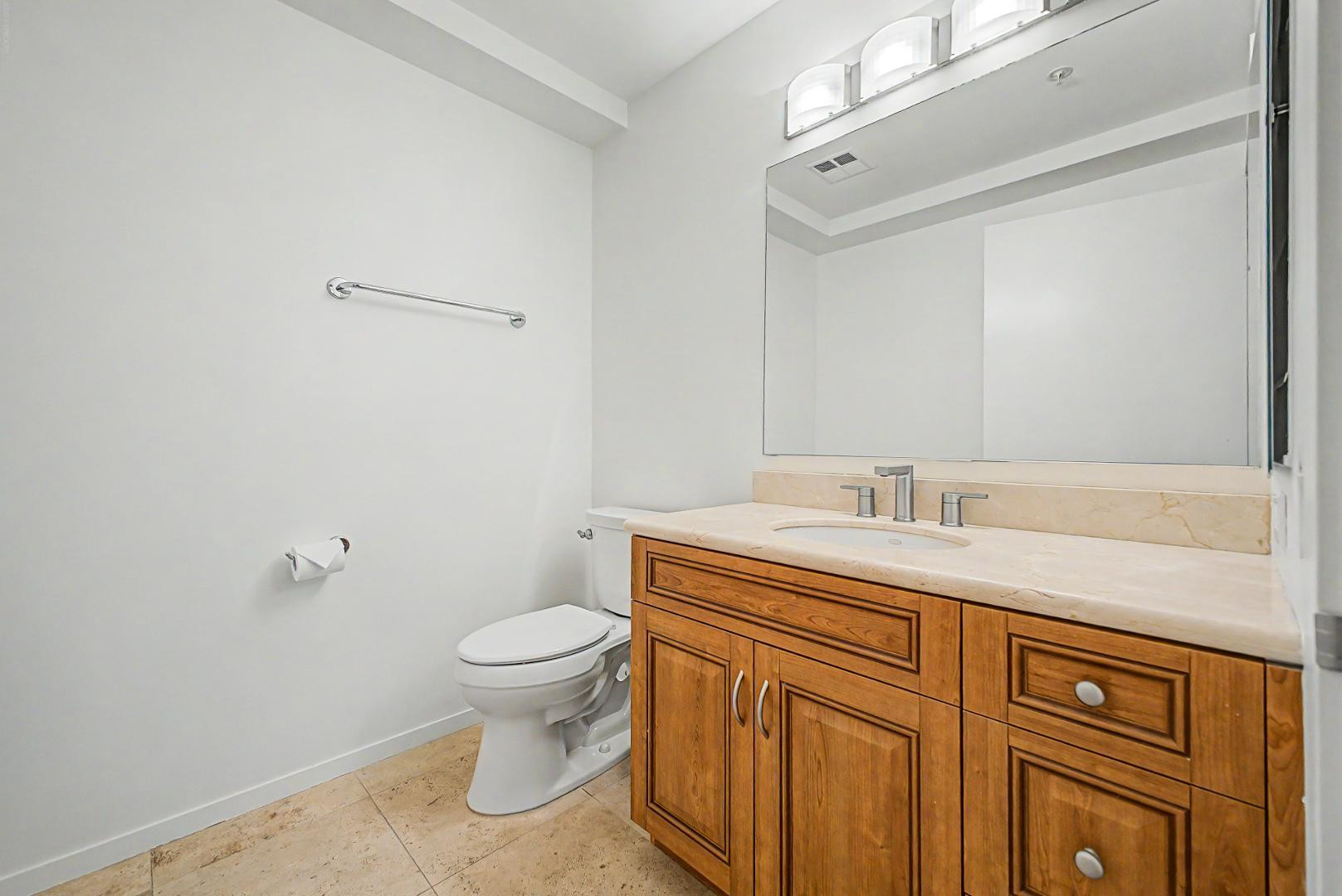 7151 E Rancho Vista Drive 6009