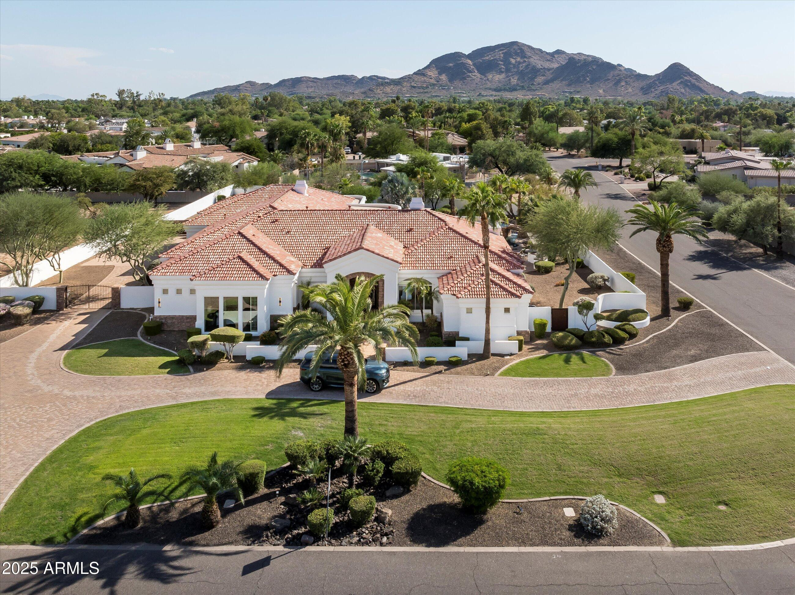 5901 E Mountain View Road