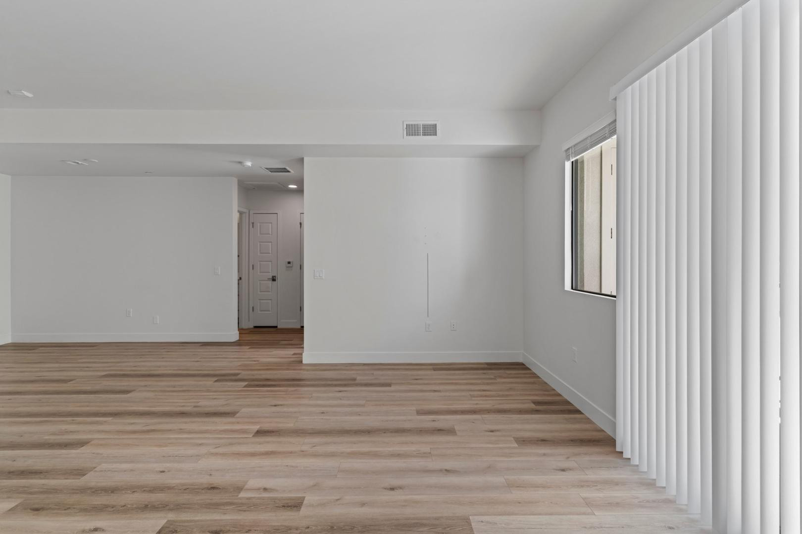 7300 E Earll Drive Unit 1018