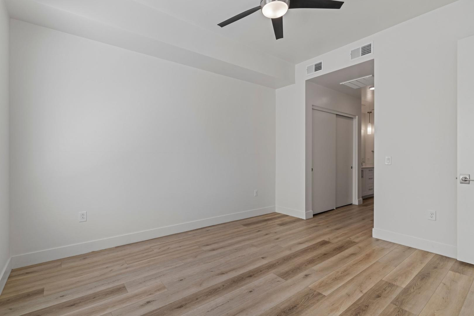 7300 E Earll Drive Unit 1018