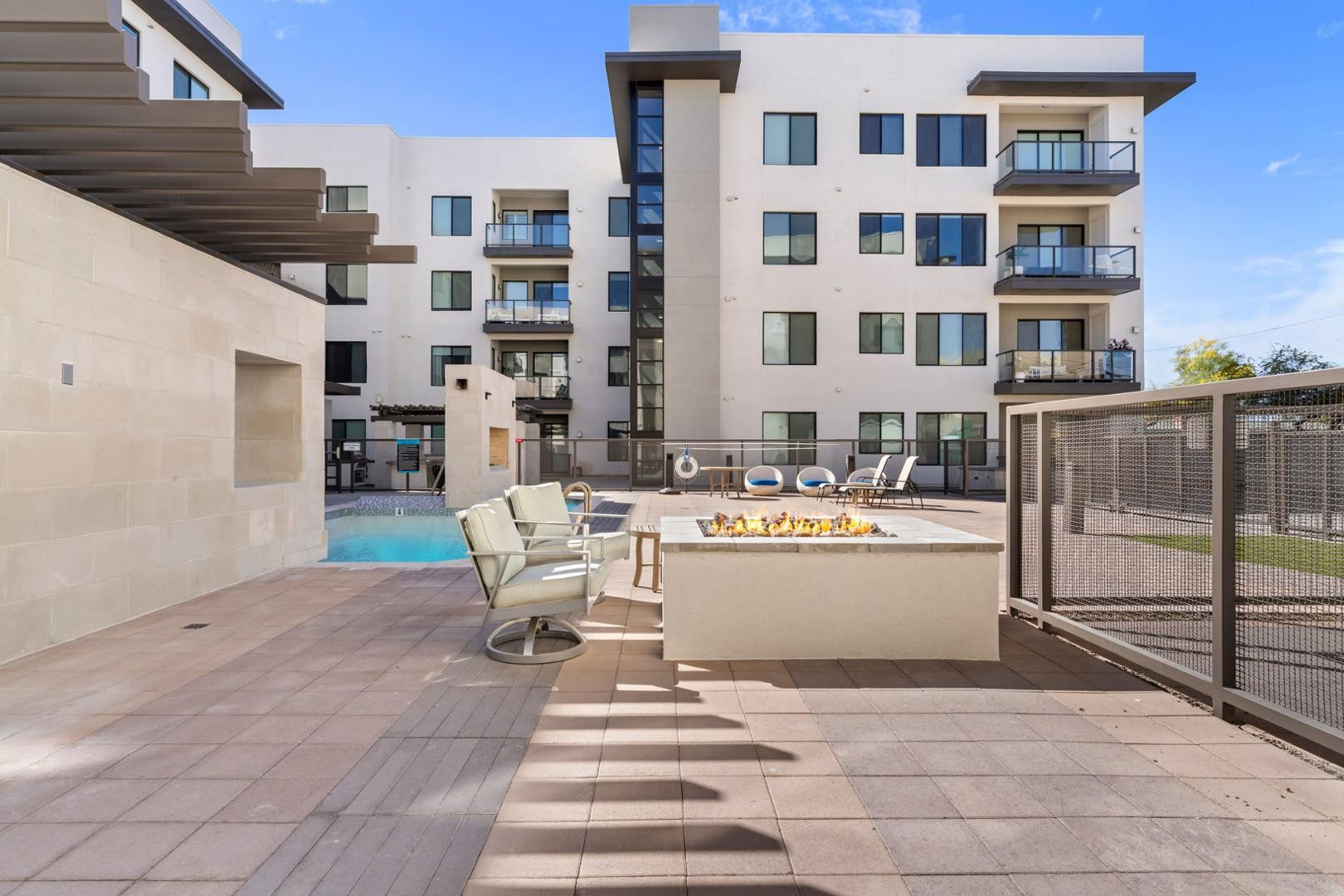 7300 E Earll Drive Unit 1018