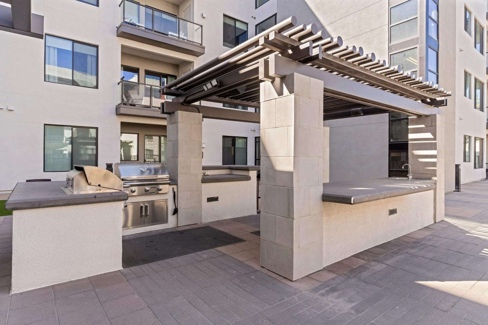 7300 E Earll Drive Unit 1018