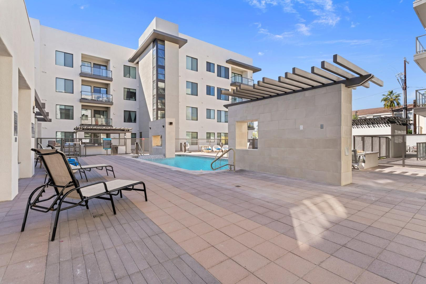 7300 E Earll Drive Unit 1018