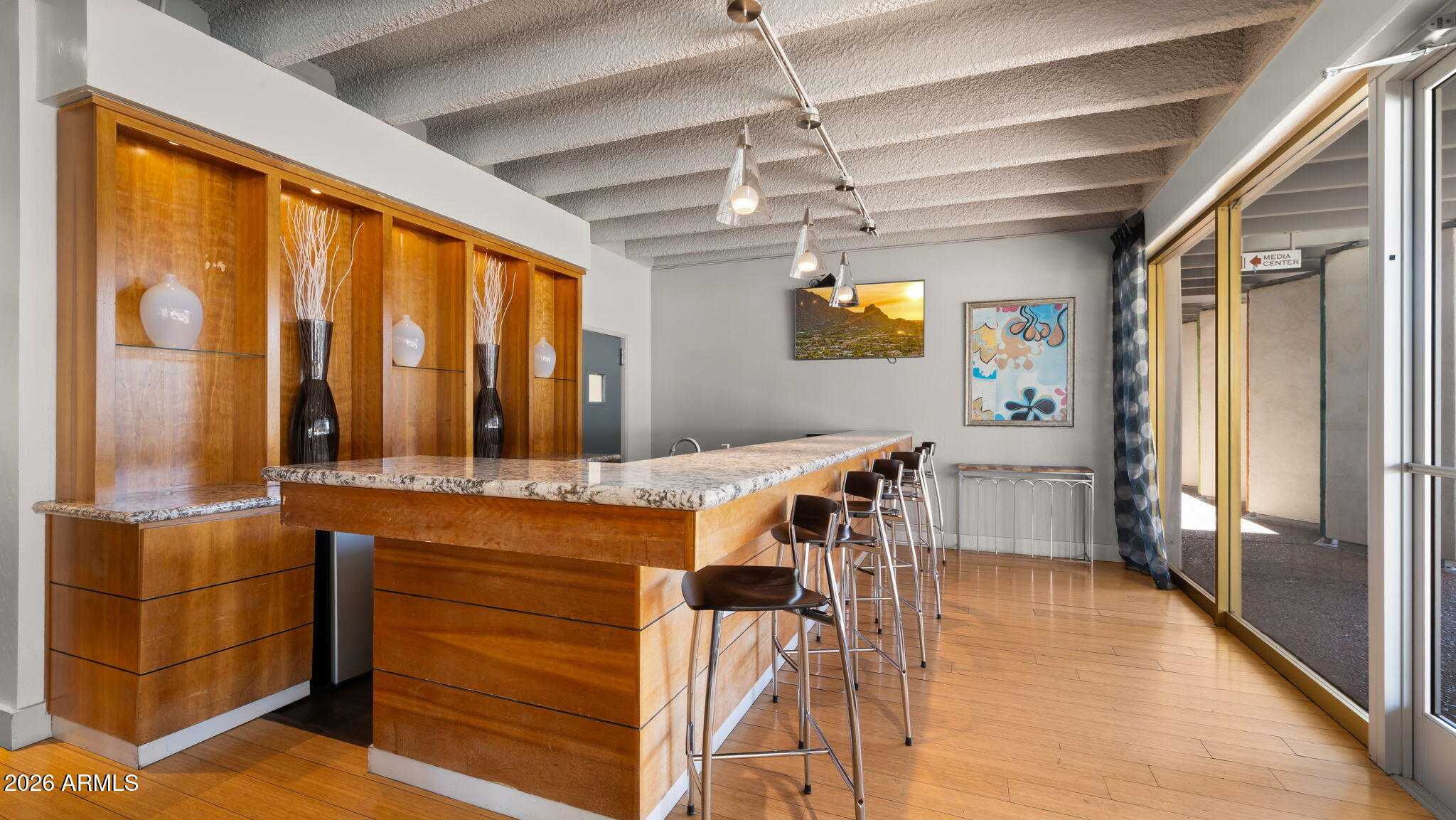 4750 N CENTRAL Avenue 11R-S