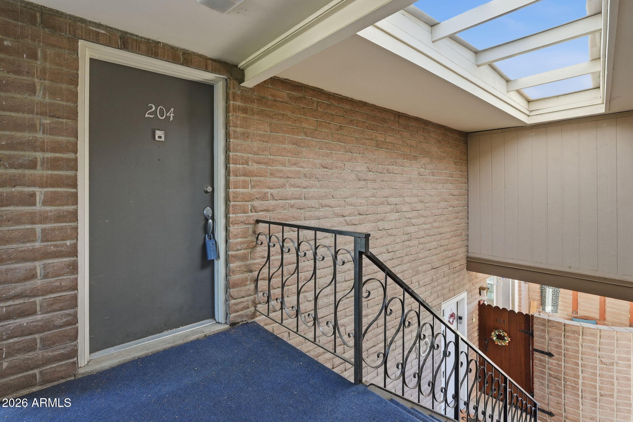 1901 E Missouri Avenue 204