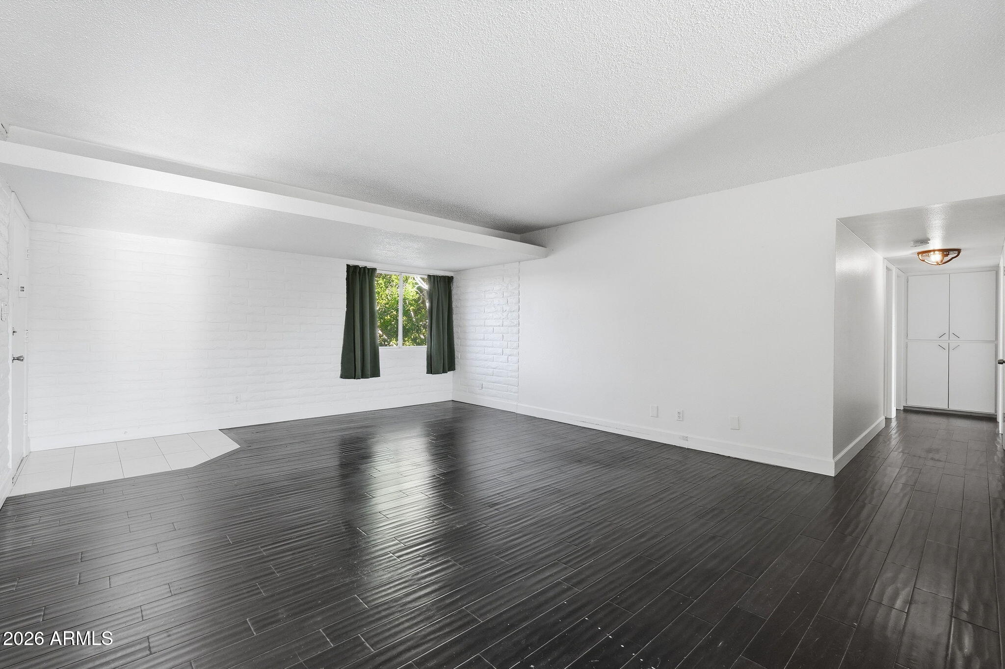 1901 E Missouri Avenue 204