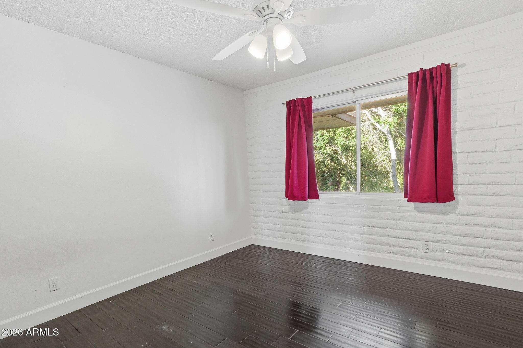 1901 E Missouri Avenue 204