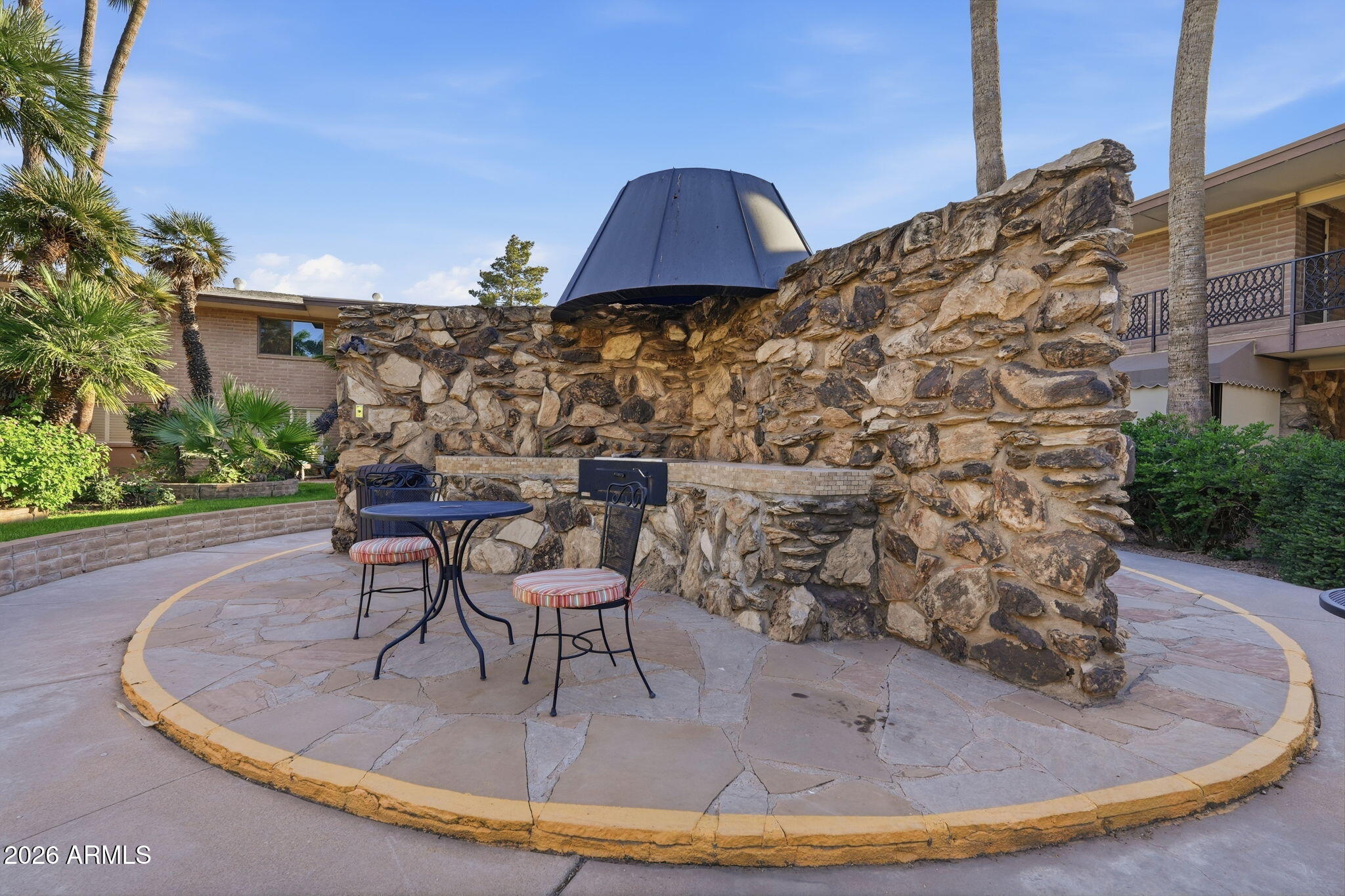 1901 E Missouri Avenue 204