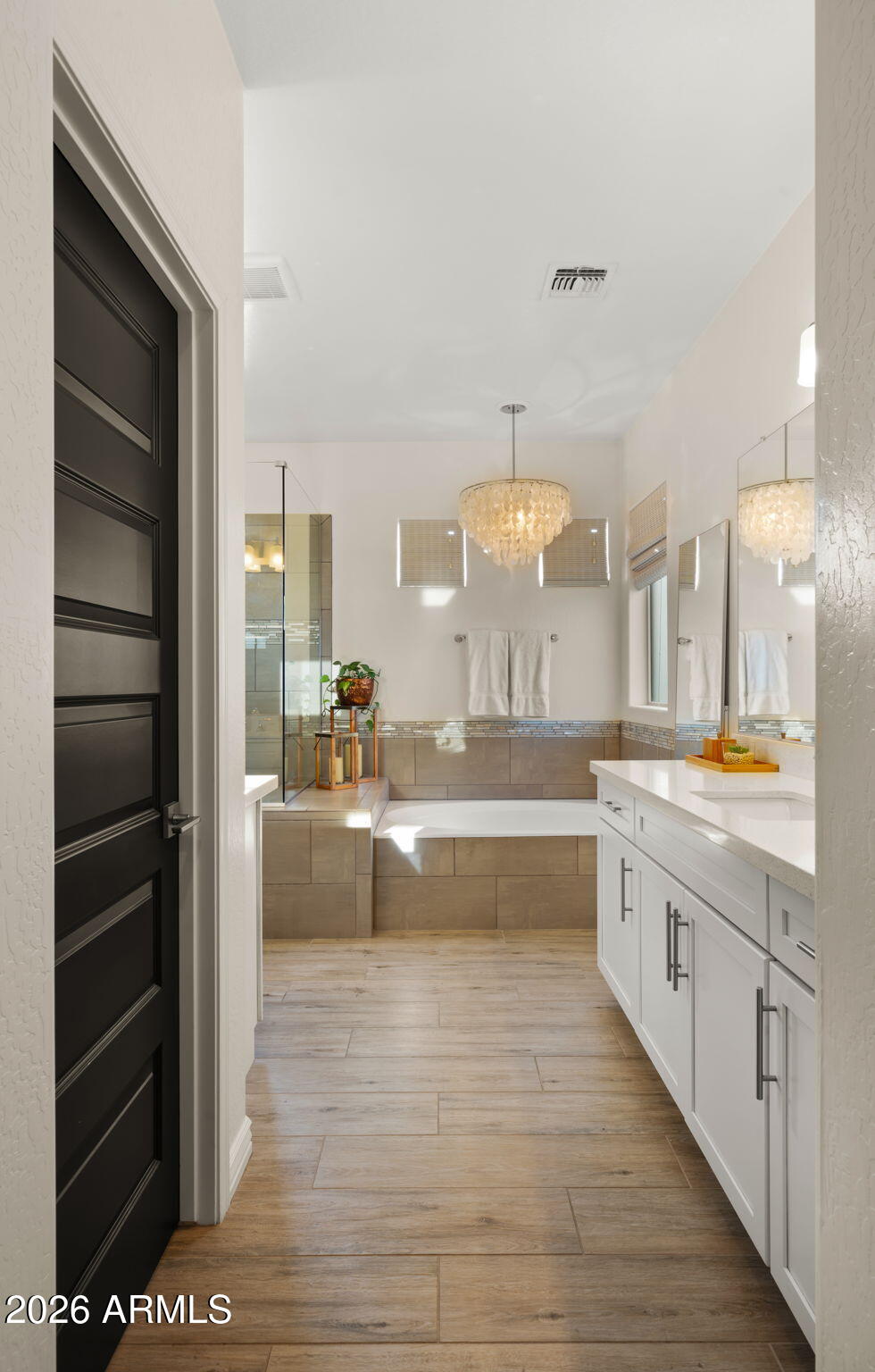 4724 E PARKSIDE Lane