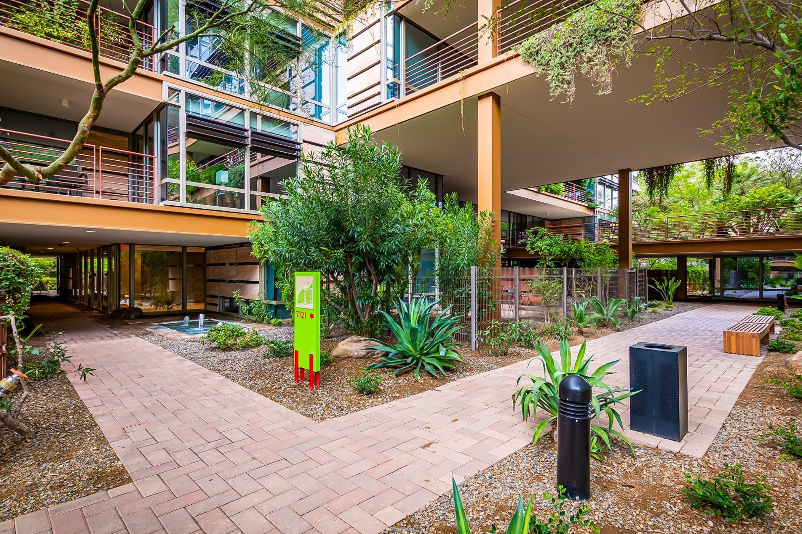 7147 E Rancho Vista Drive 4009