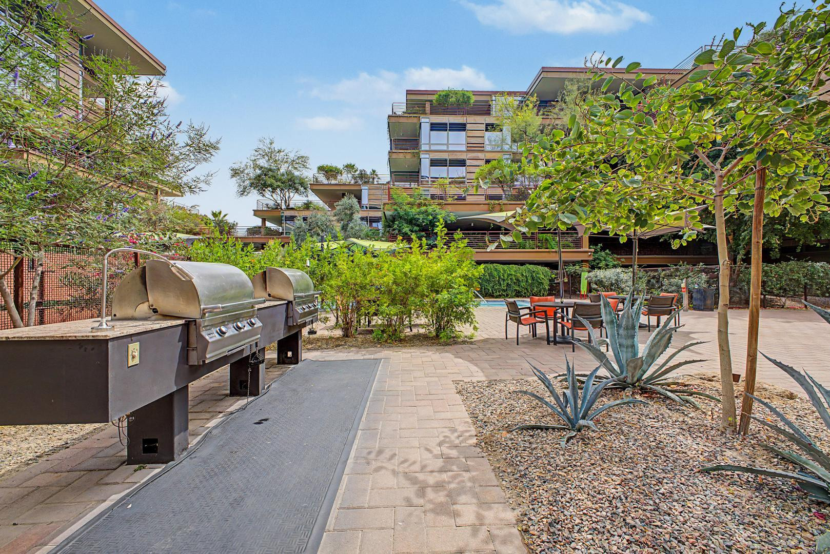 7147 E Rancho Vista Drive 4009