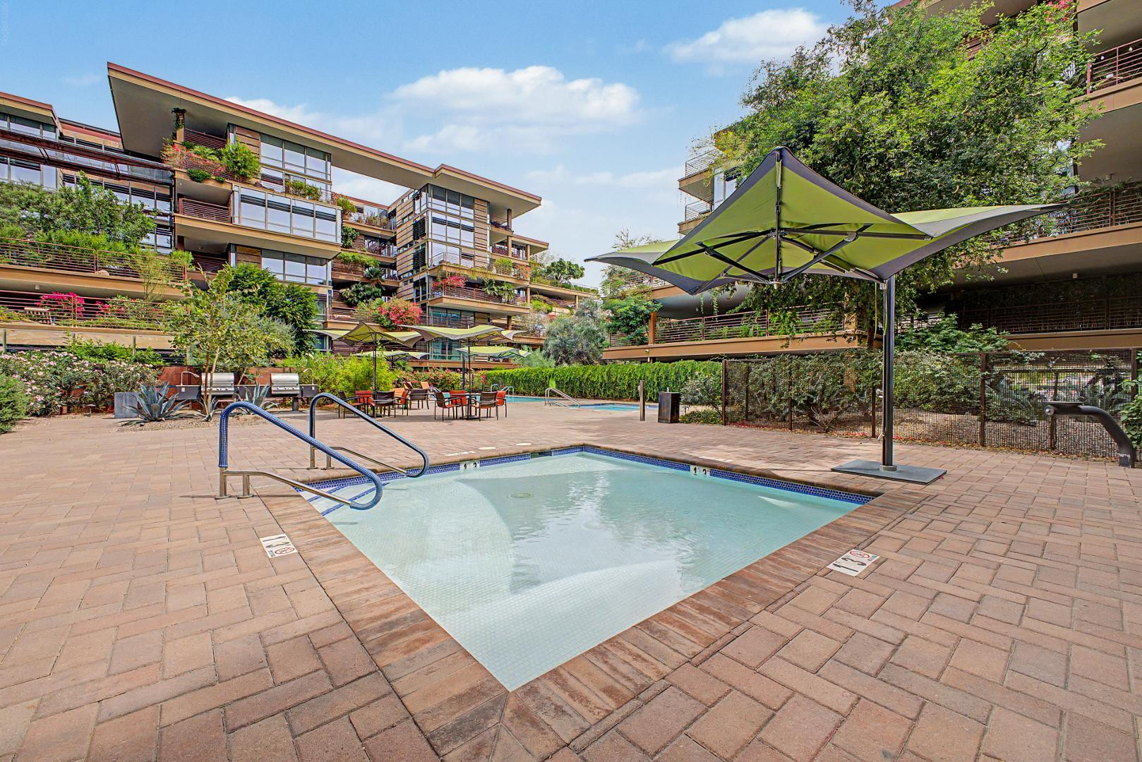 7147 E Rancho Vista Drive 4009