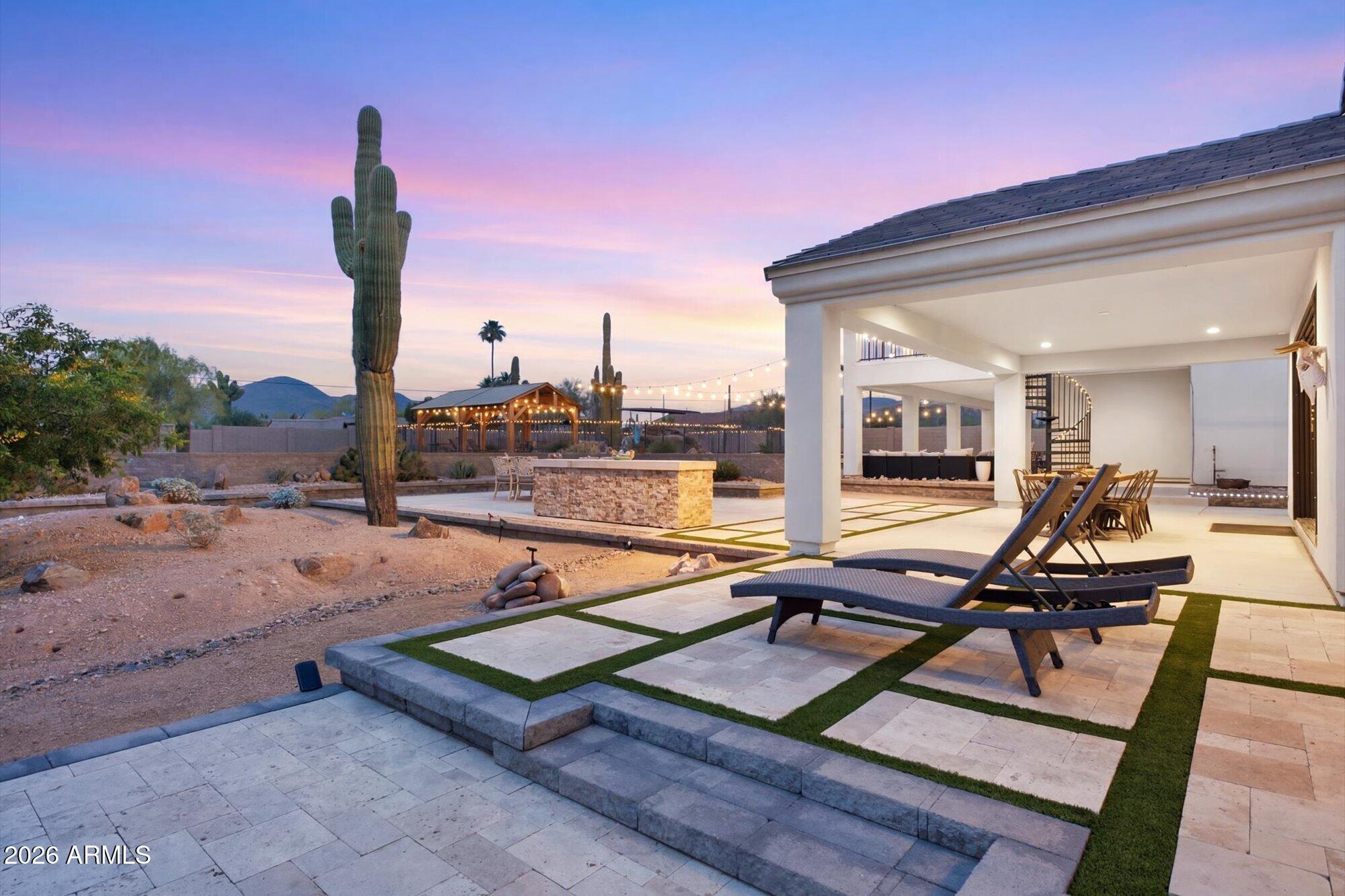 8236 E HERMOSA VISTA Drive