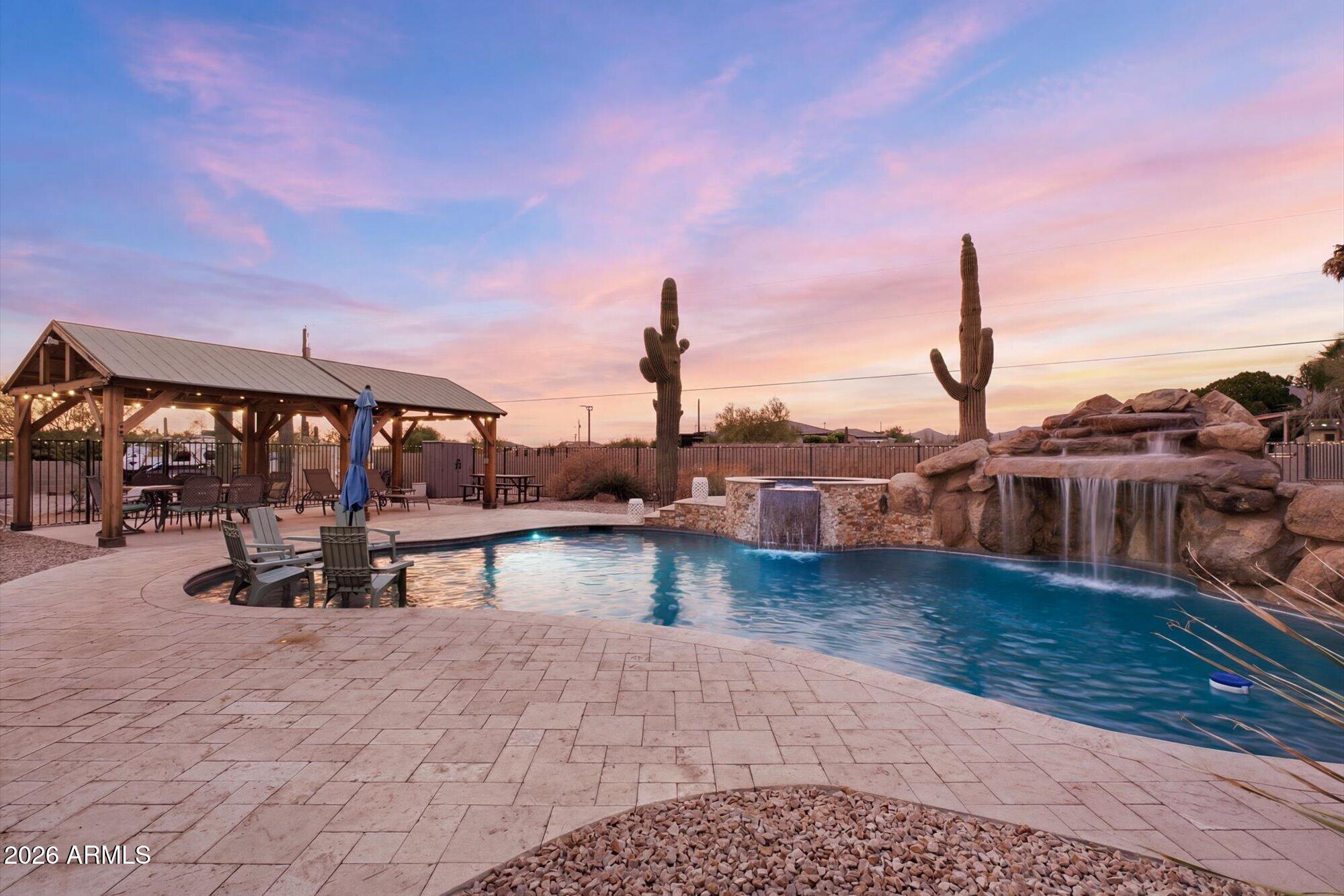 8236 E HERMOSA VISTA Drive