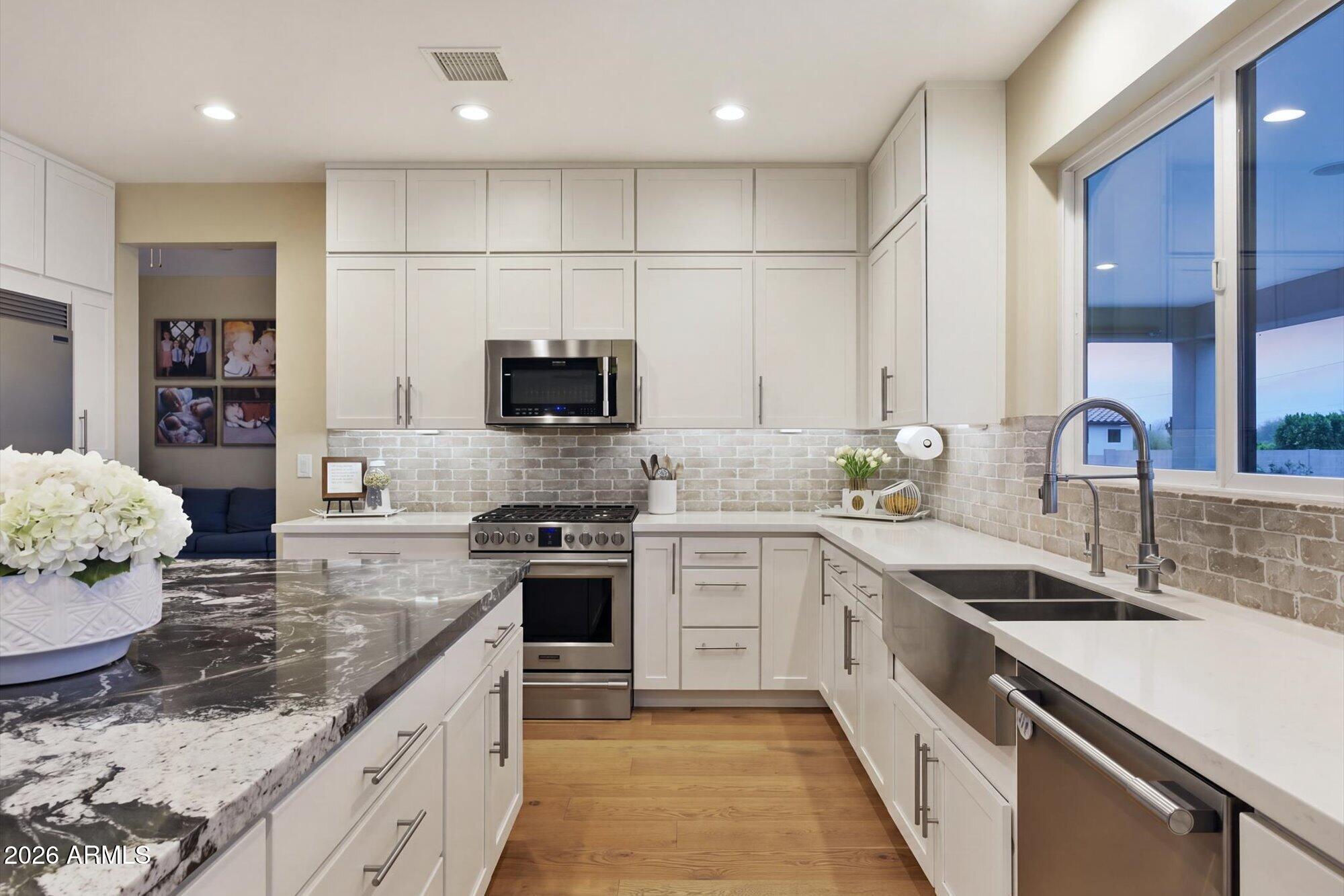 8236 E HERMOSA VISTA Drive
