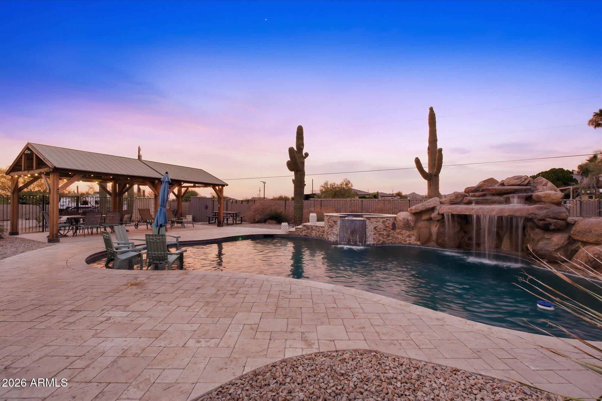 8236 E HERMOSA VISTA Drive