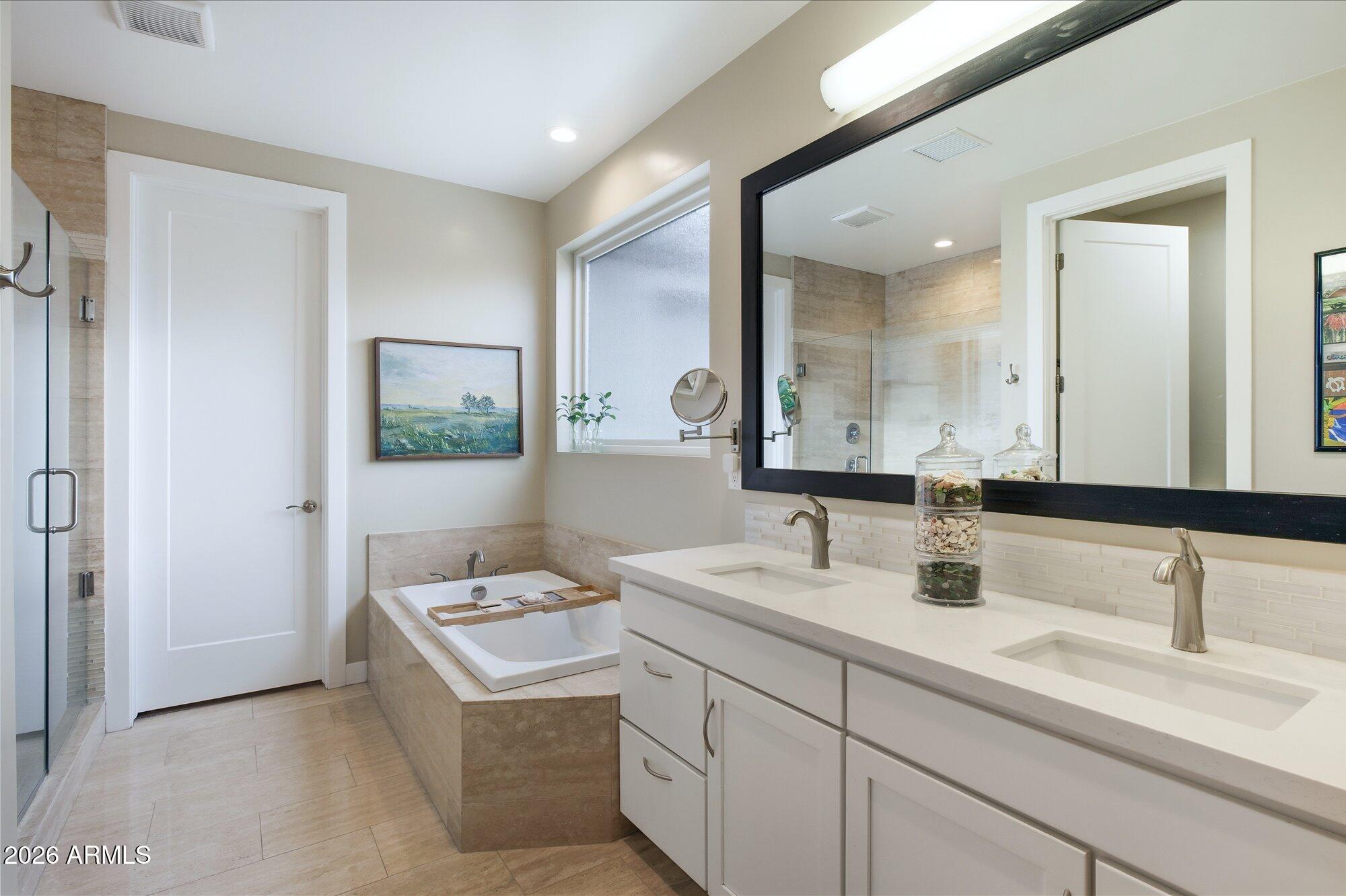 8236 E HERMOSA VISTA Drive