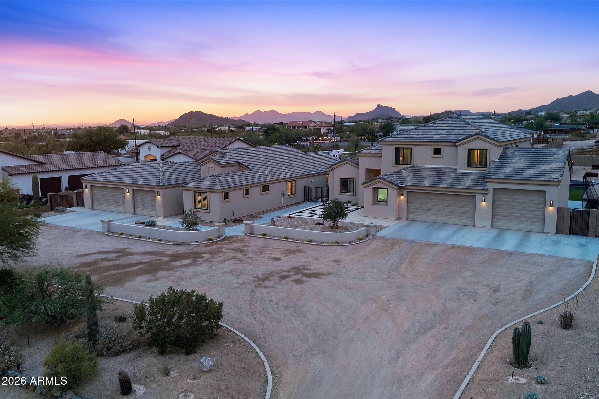 8236 E HERMOSA VISTA Drive