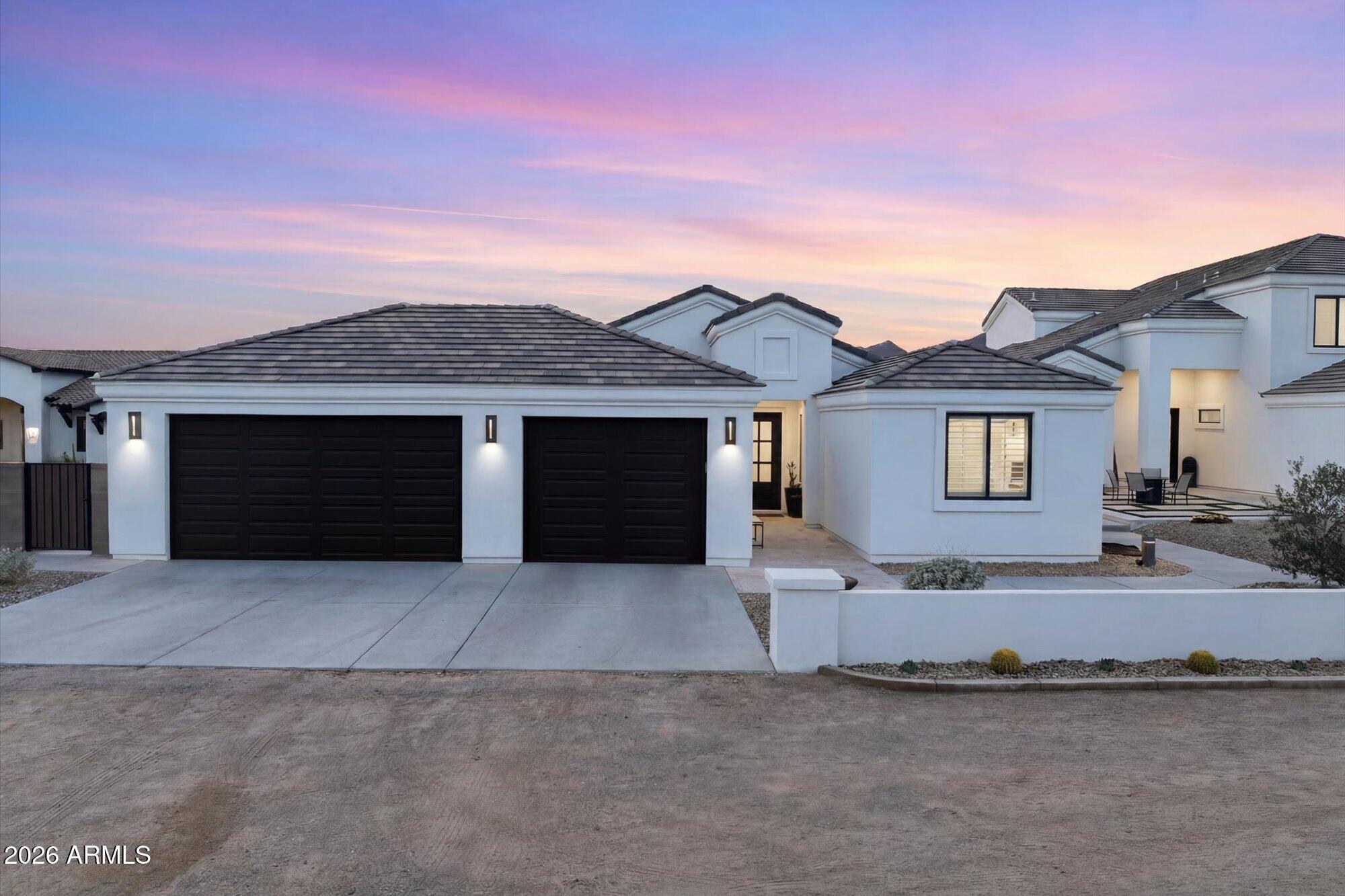 8236 E HERMOSA VISTA Drive