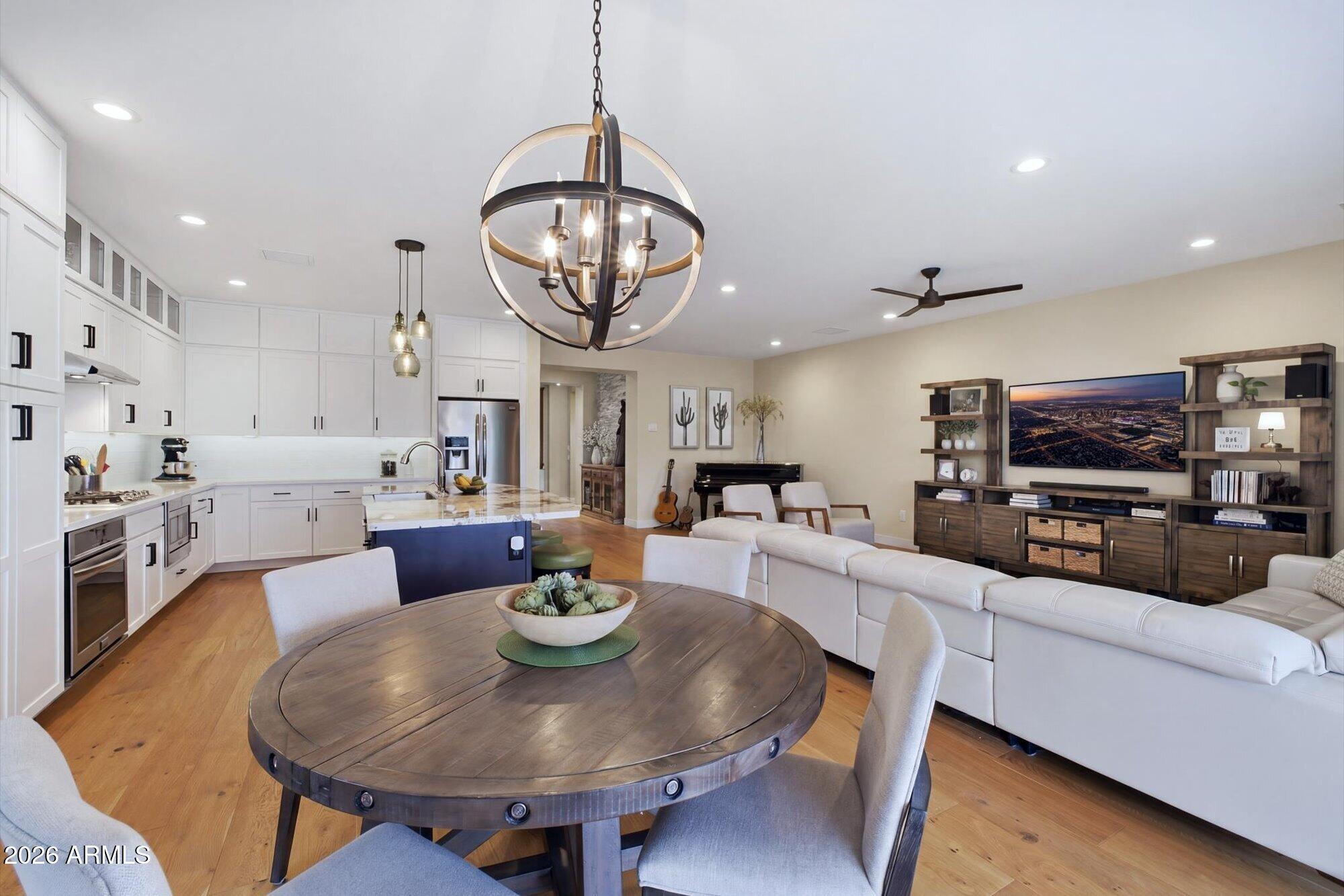 8236 E HERMOSA VISTA Drive