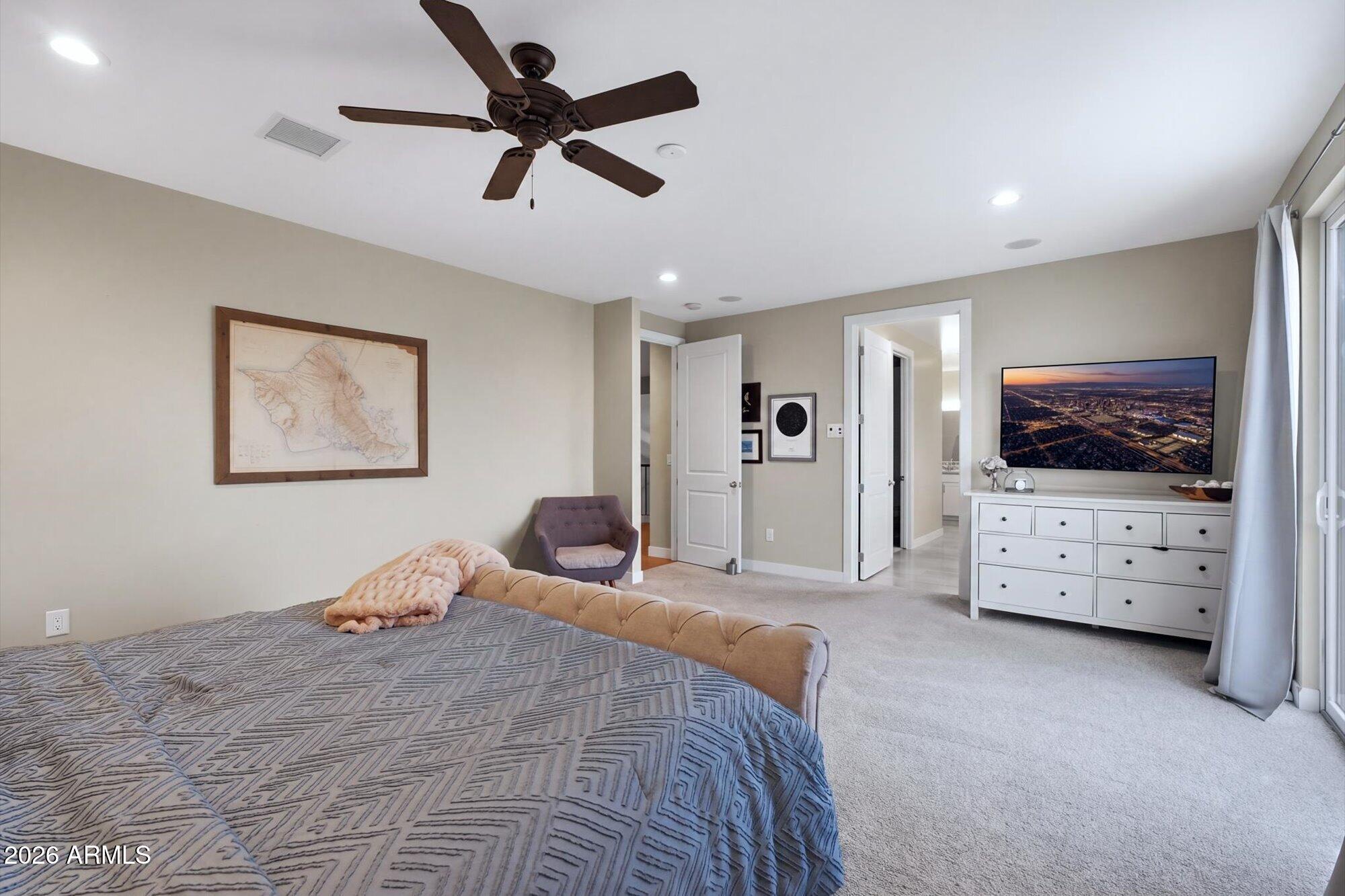 8236 E HERMOSA VISTA Drive