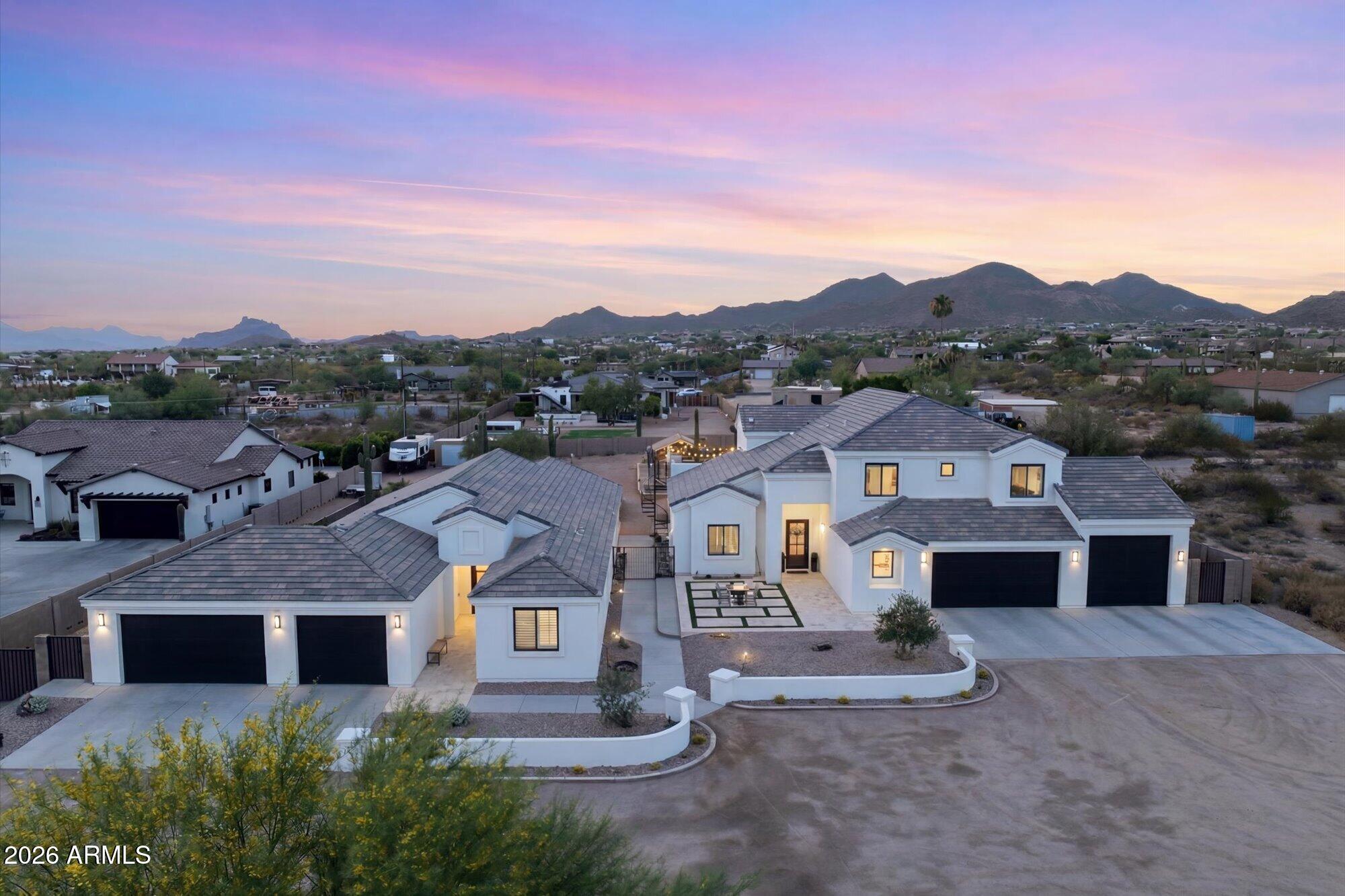 8236 E HERMOSA VISTA Drive