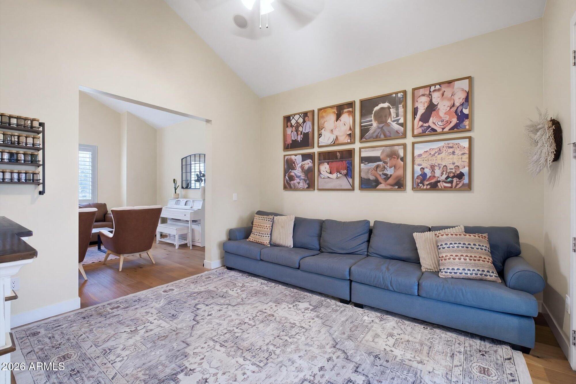 8236 E HERMOSA VISTA Drive