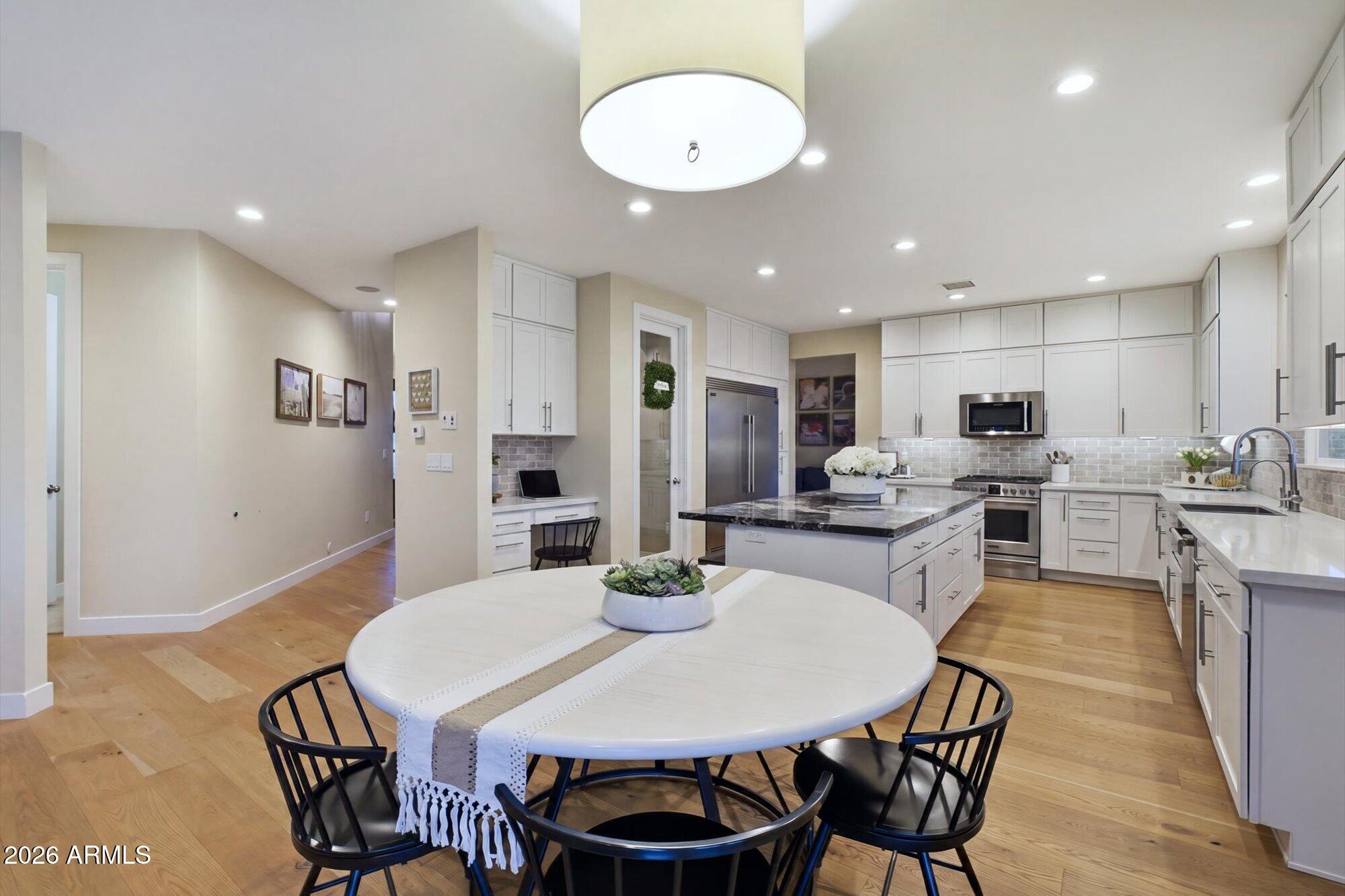 8236 E HERMOSA VISTA Drive
